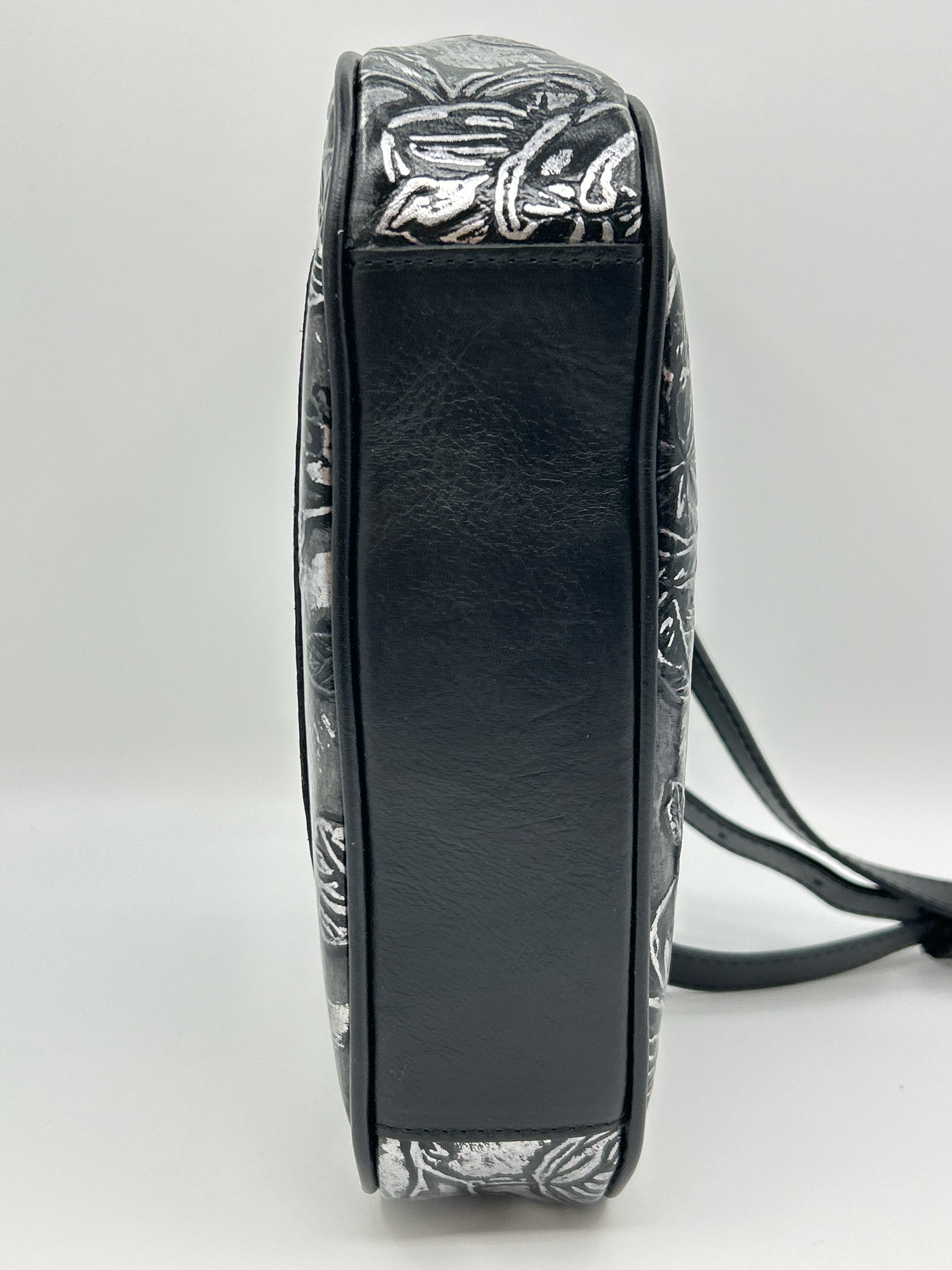 PATRICIA NASH Silver and Black Women Purse