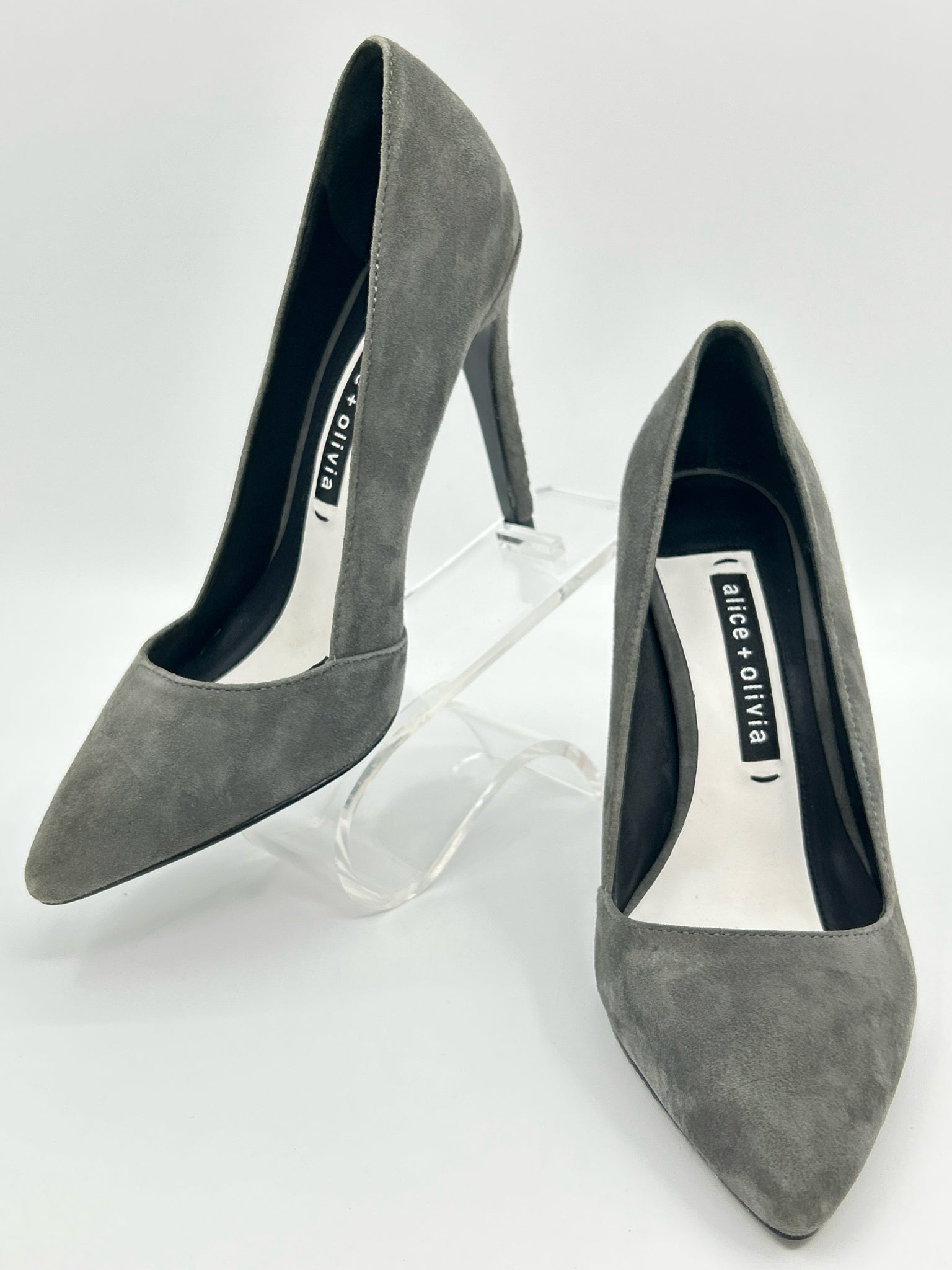 ALICE + OLIVIA Size 36.5 Gray Women Pumps