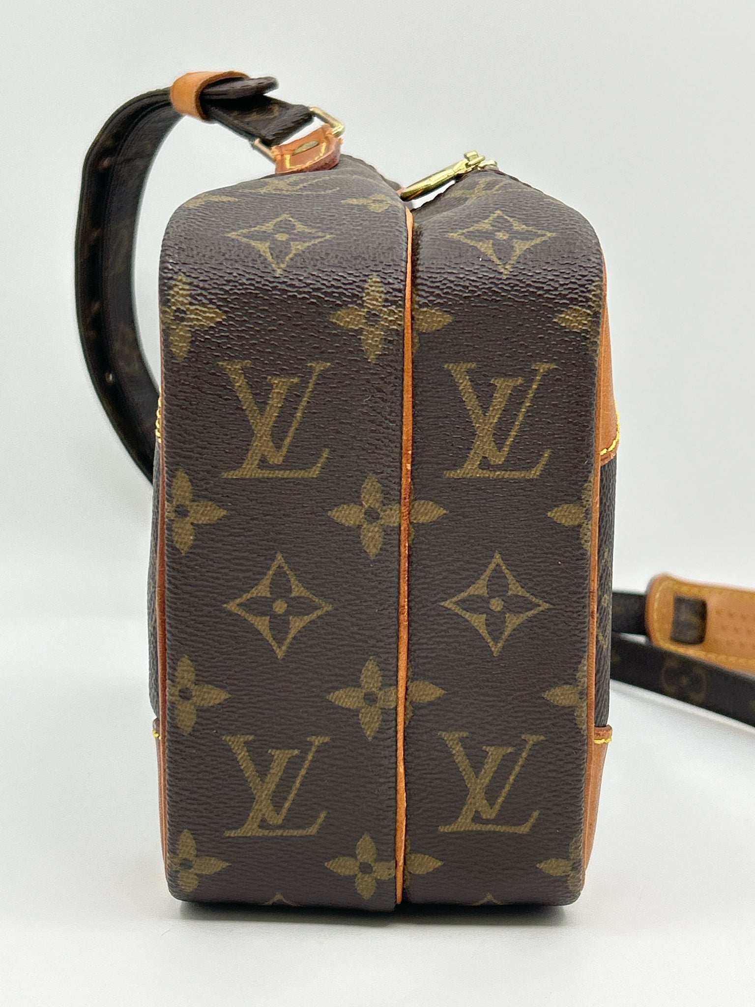 LOUIS VUITTON BROWN MONOGRAM Women Purse