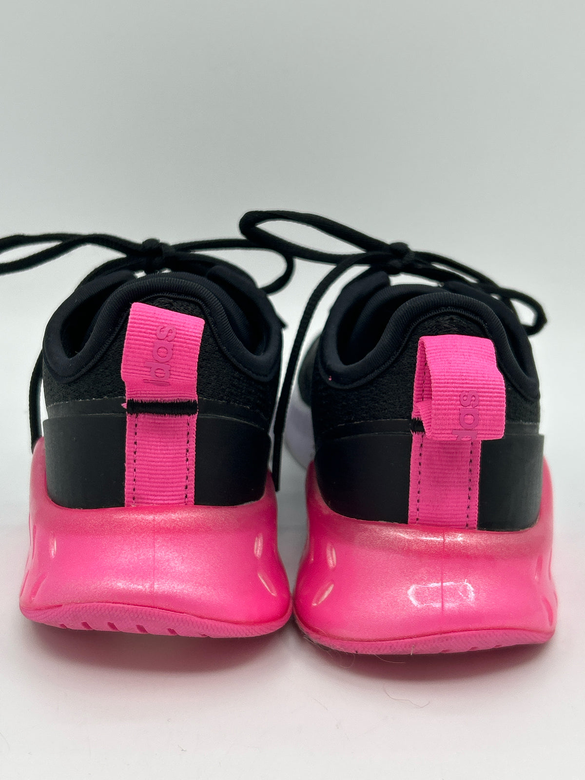 ADIDAS Size 6.5 BLACK AND PINK Women Sneakers