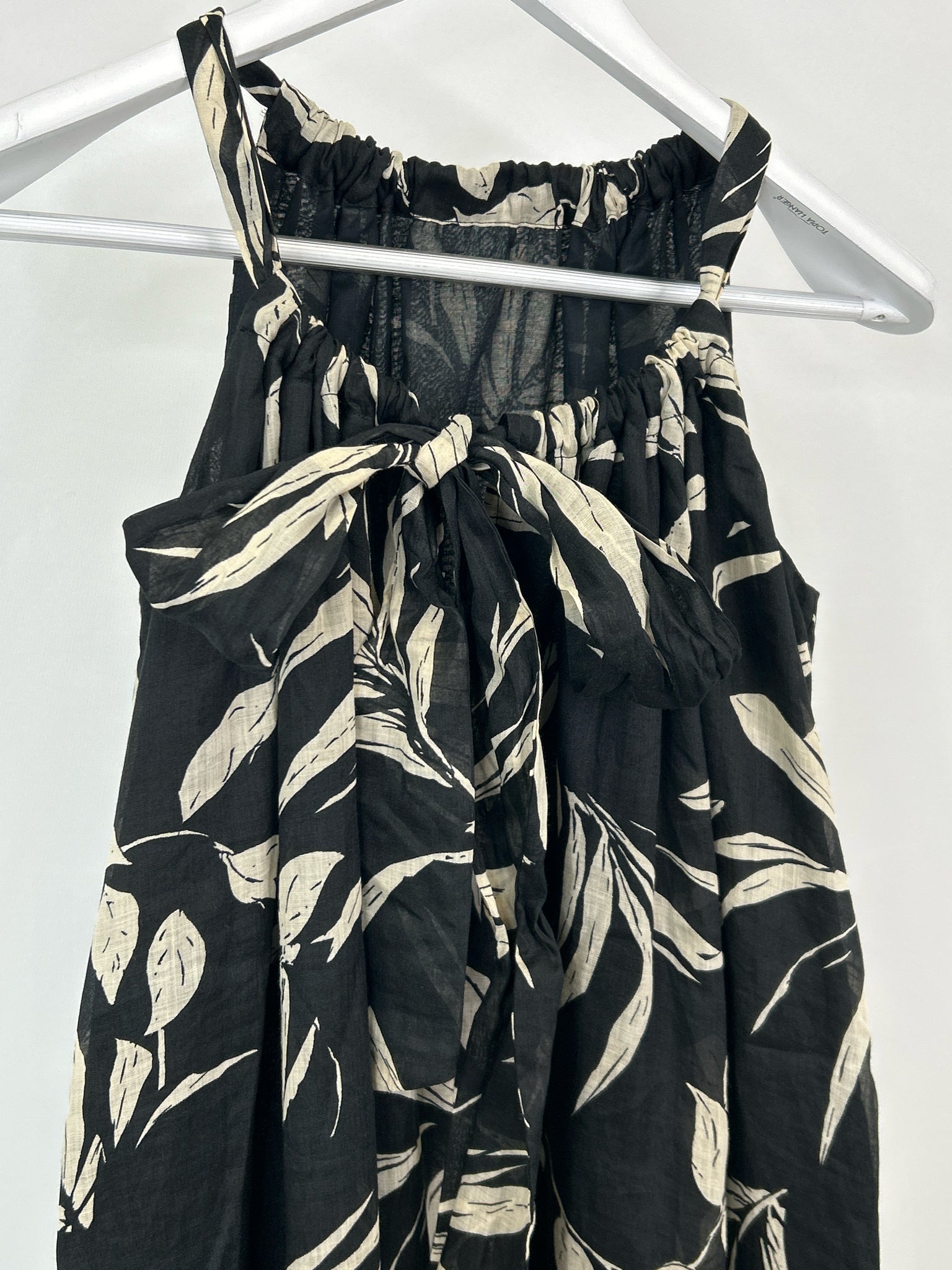 BANANA REPUBLIC Size M BLACK AND BEIGE Women Dress