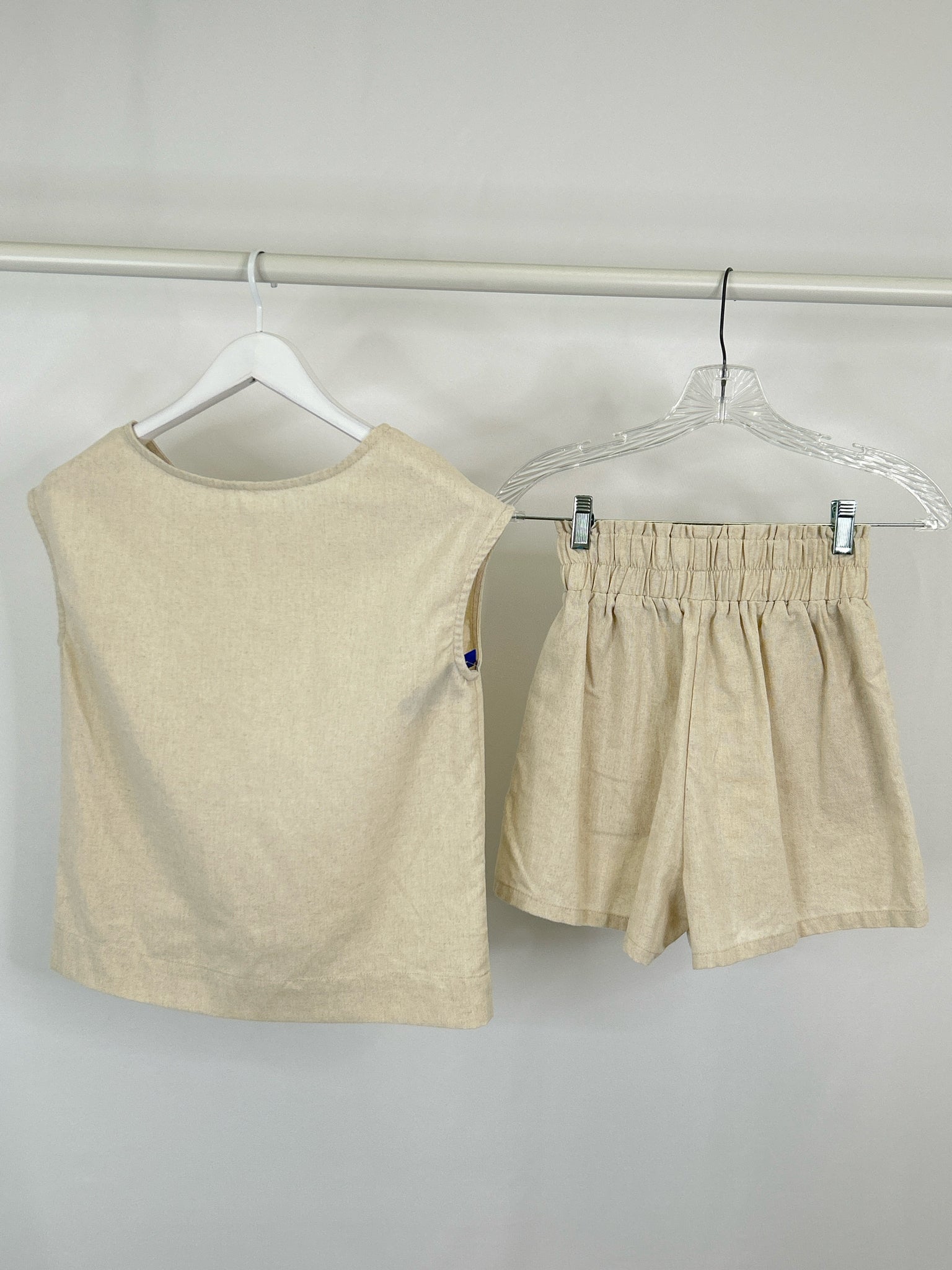 Commense Size XS Oatmeal Women 2-Piece w/shorts