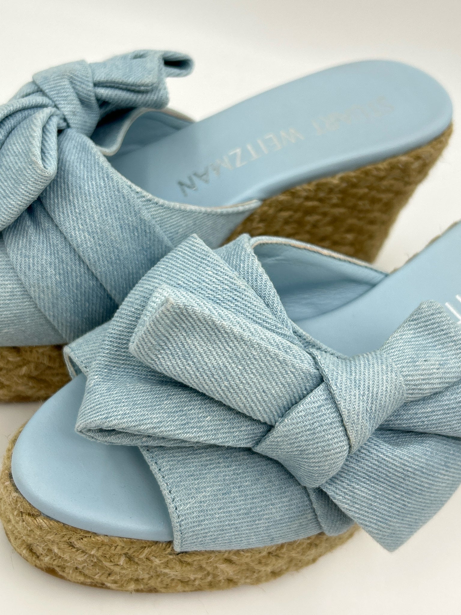 STUART WEITZMAN Size 7.5B BLUE DENIM Women Sandal