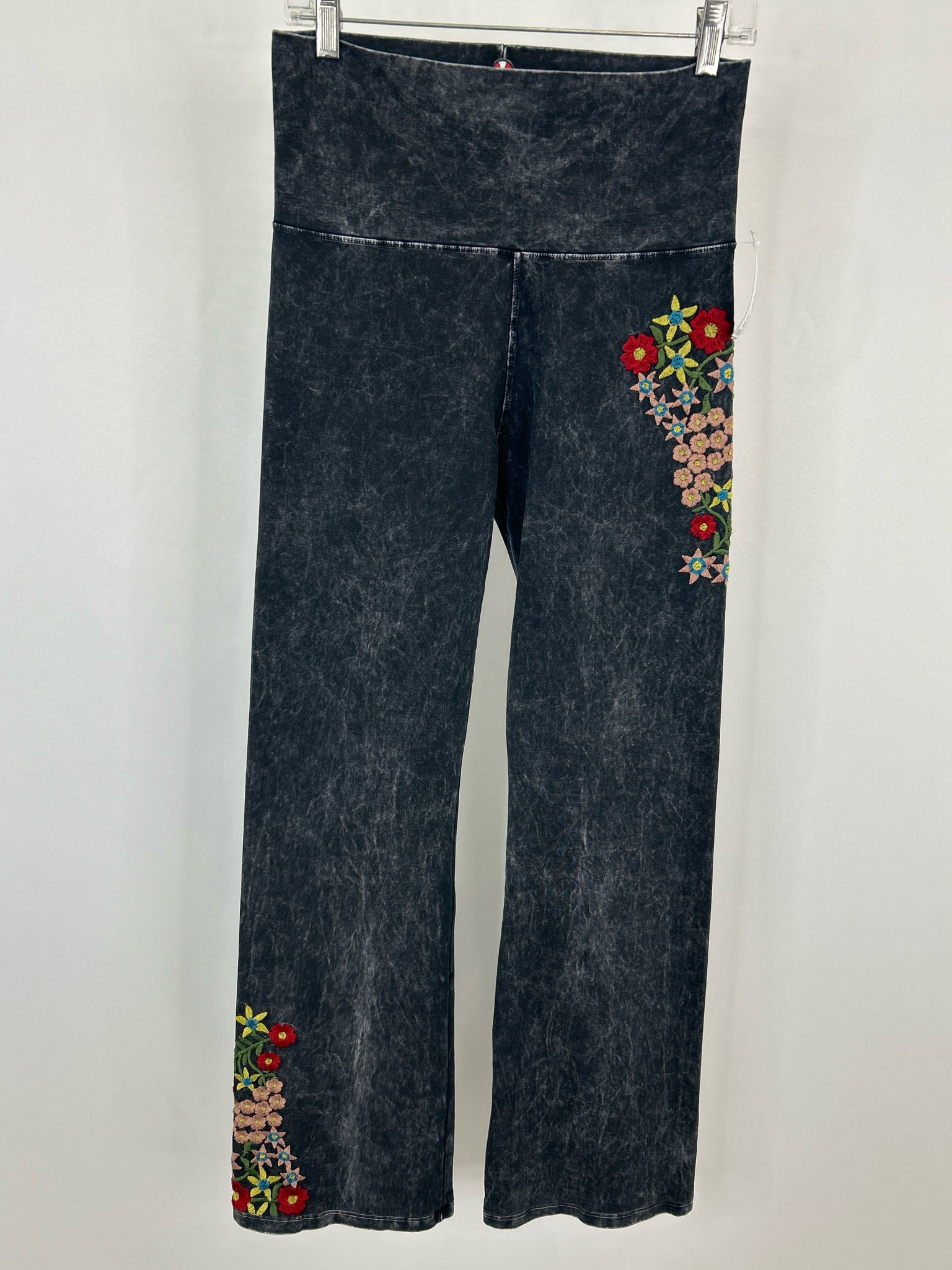 T PARTY Size L Charcoal Women Pants
