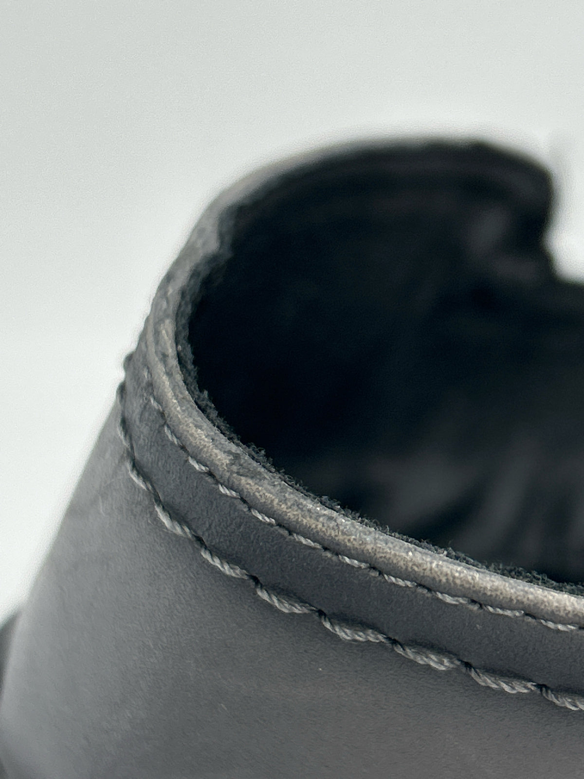 ERIC MICHAEL Size 39/9 Grey Women Boots
