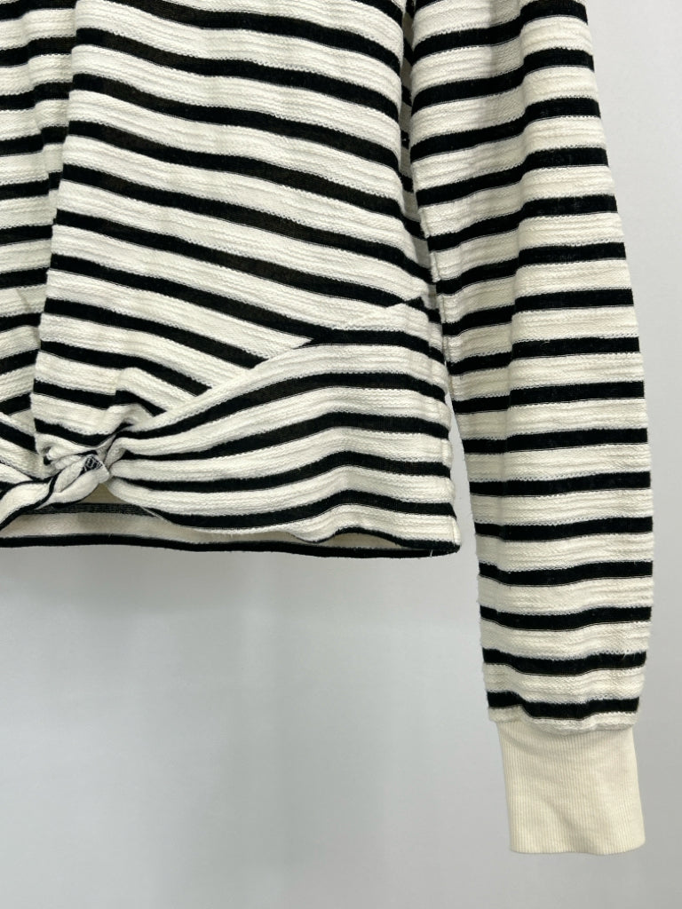 EVEREVE Women Size S White and black Top