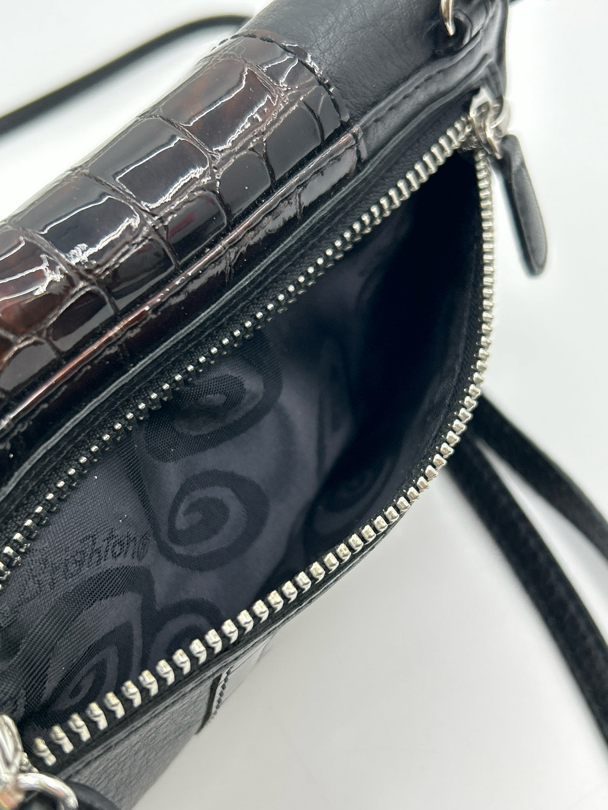 BRIGHTON Black & Brown Women Wallet