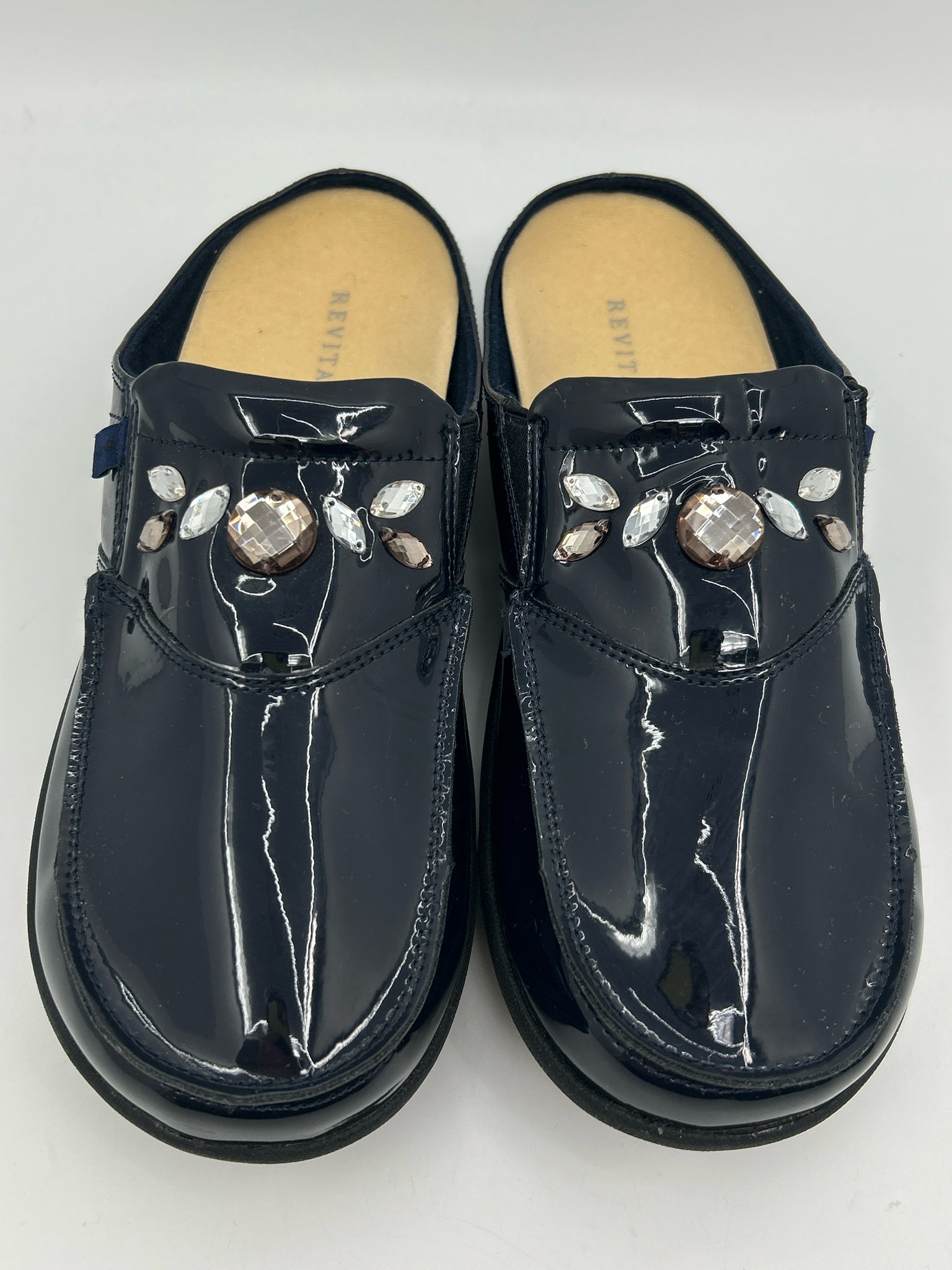 REVITALIGN Size 9B Navy Women Shoes