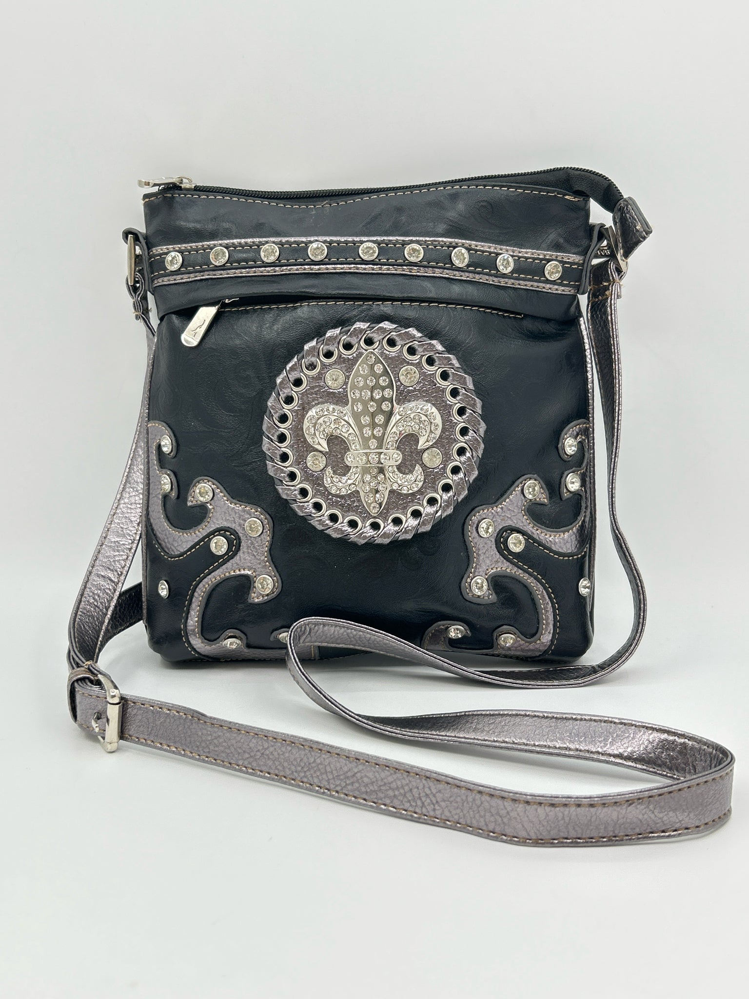 SALICE Black and Silver Women Purse