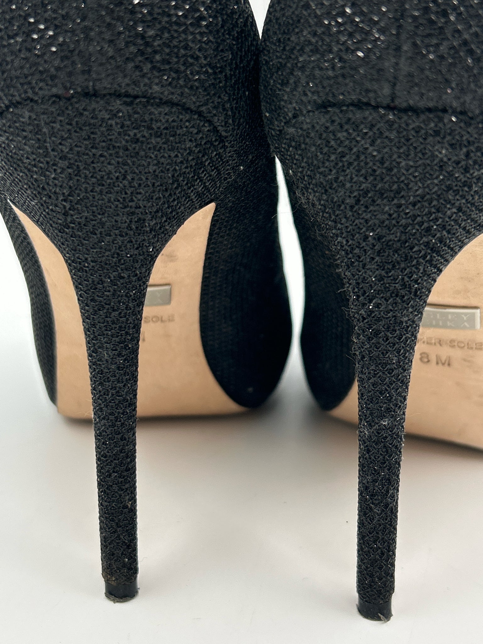 BADGLEY MISCHKA Size 8M Black Women Pumps