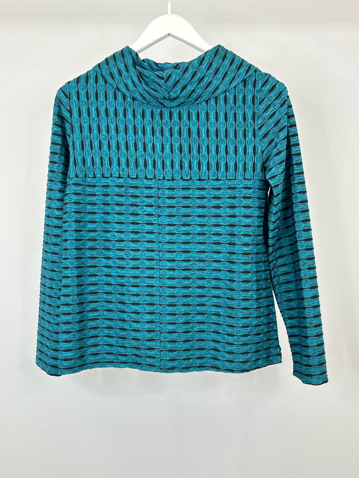 HABITAT Size S TEAL AND BLACK Women Top