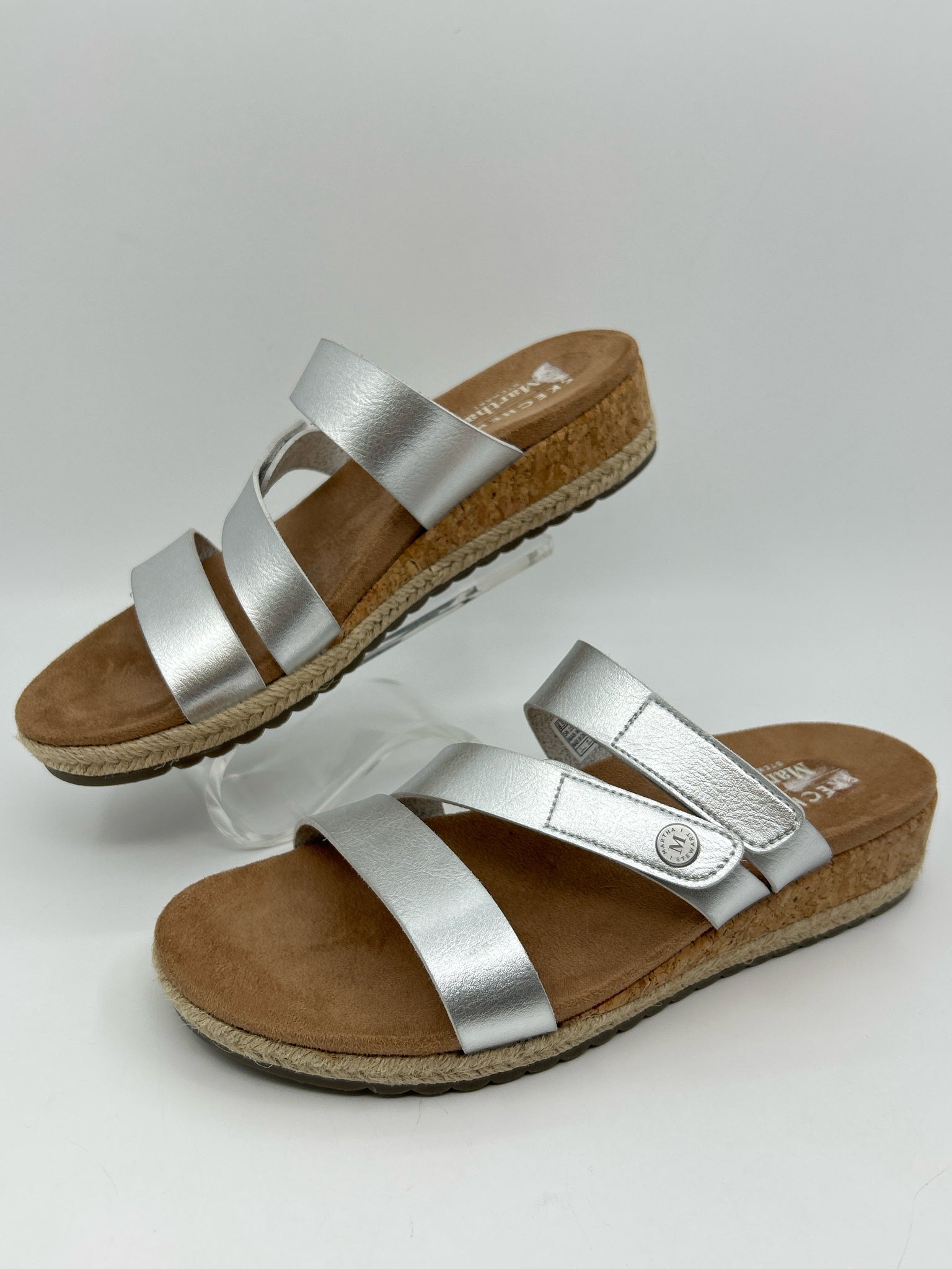 skechers Size 8.5 Silver Women Sandal