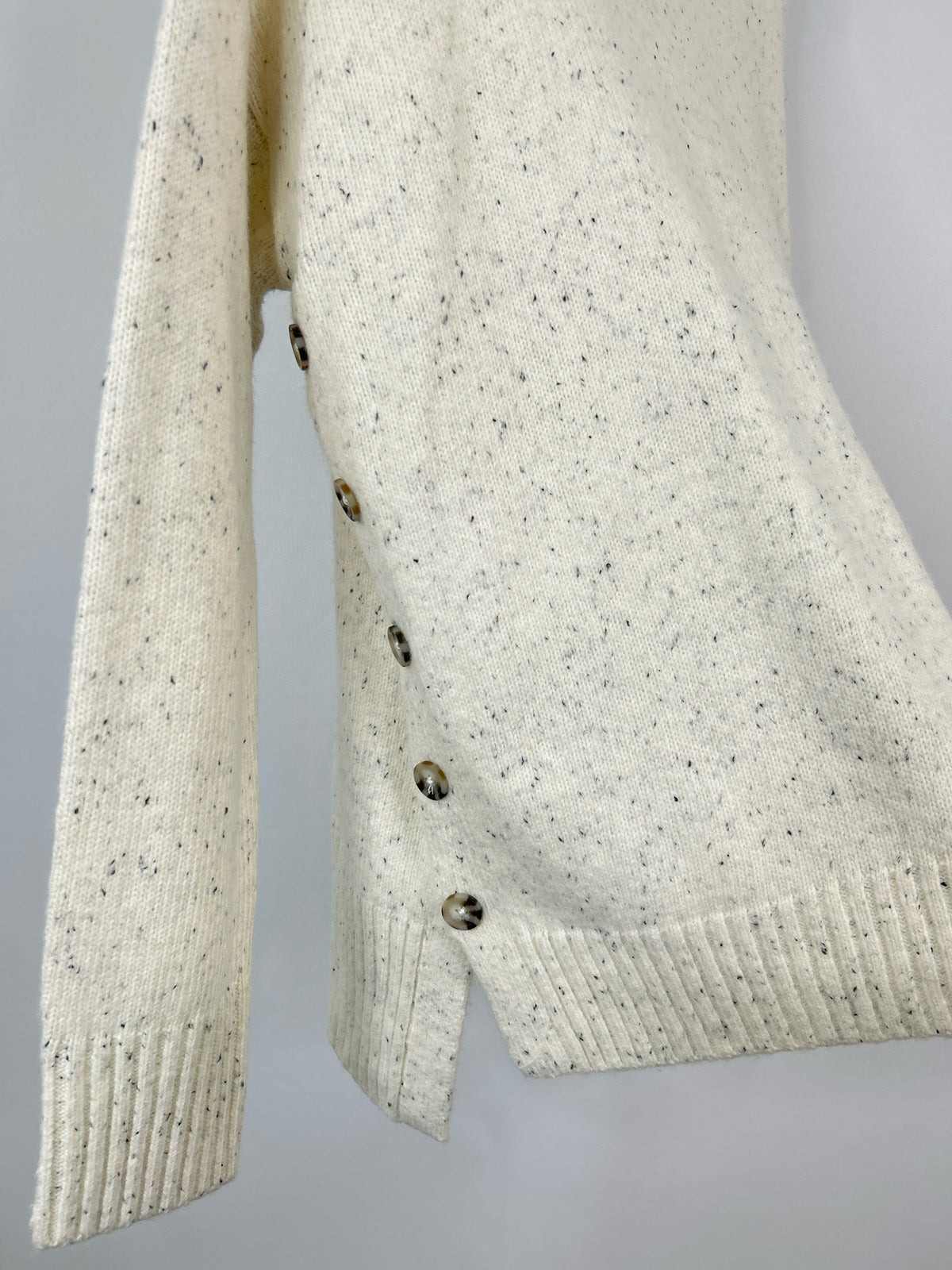 CYNTHIA ROWLEY Size XL Cream Women Sweater