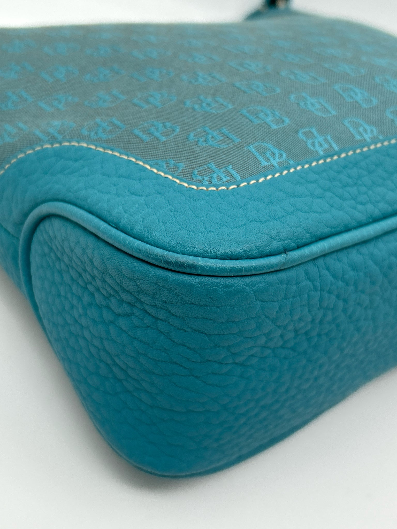 DOONEY & BOURKE AQUA PRINT Women Purse
