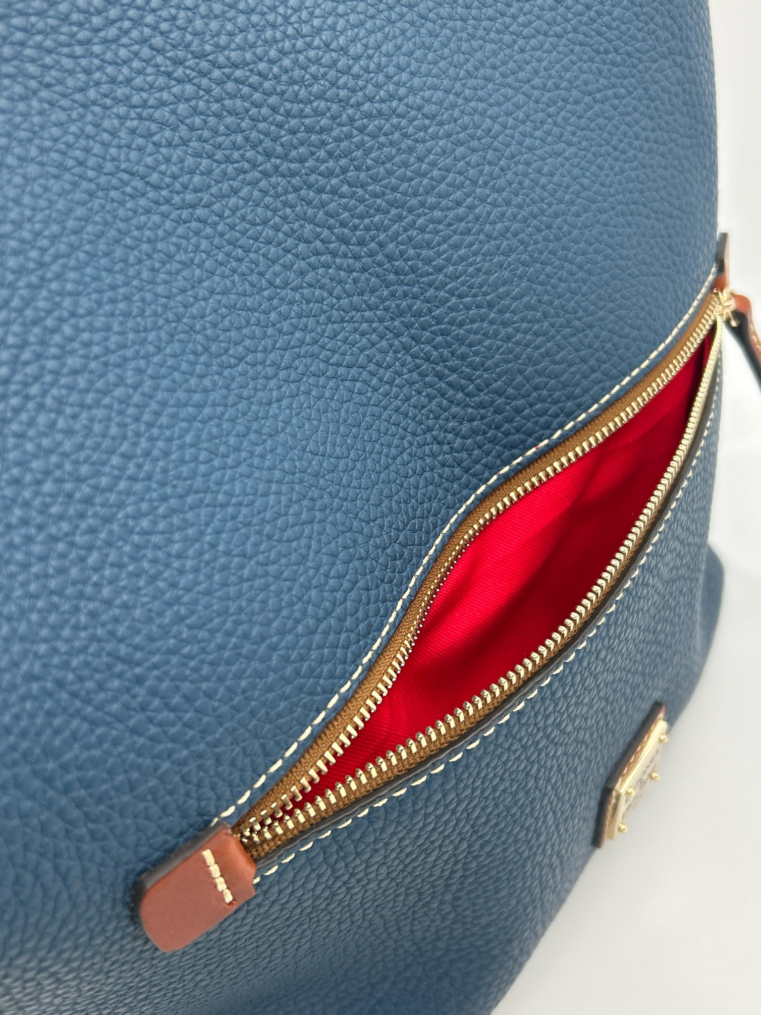 DOONEY & BOURKE Blue Women Purse NWT