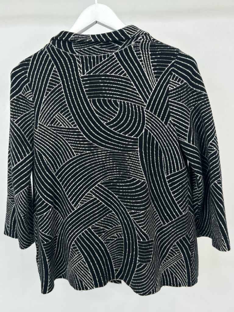 ANTHROPOLOGIE Size M Black and White Cardigan