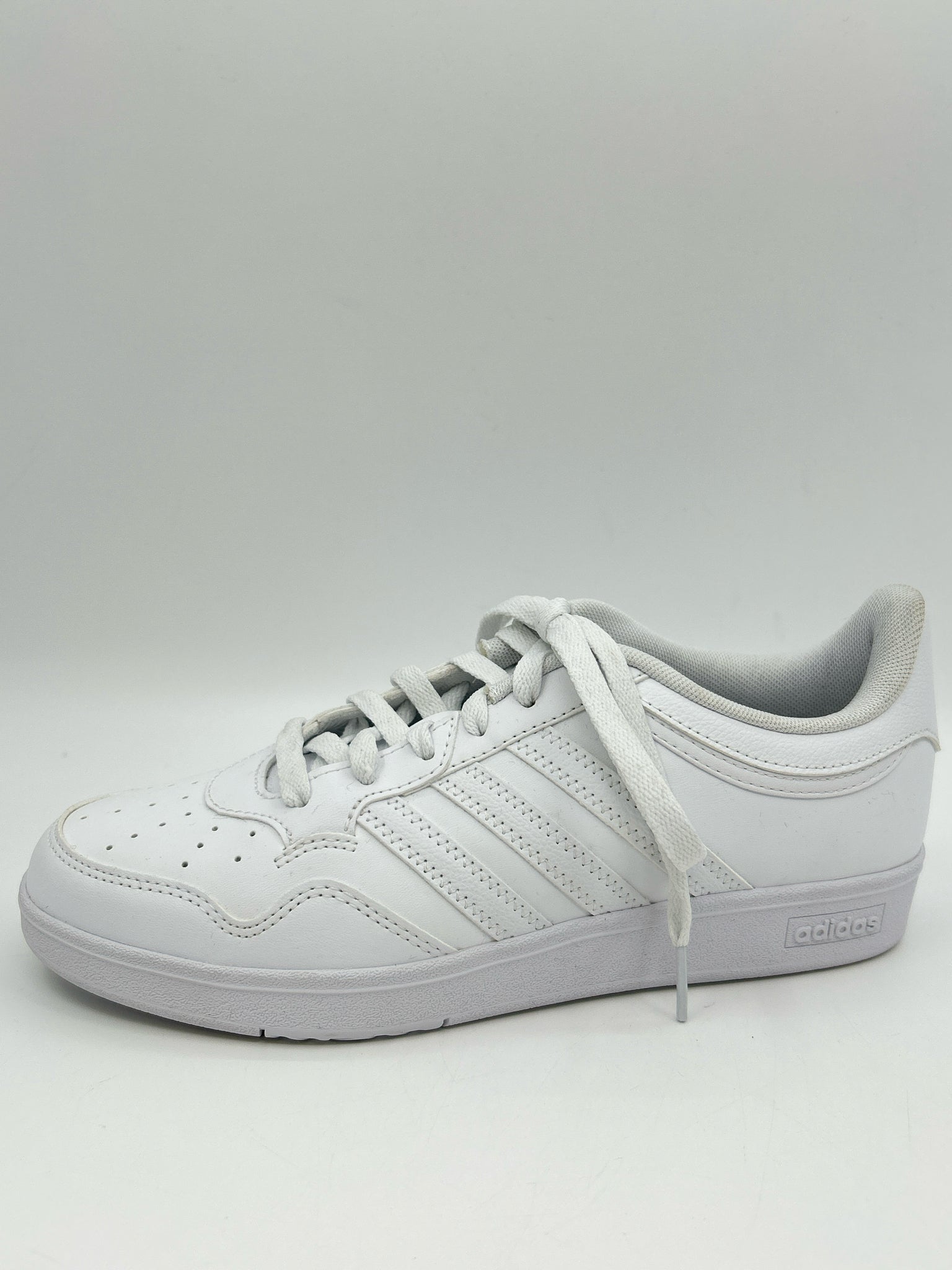 ADIDAS Size 7.5 White Women Sneakers