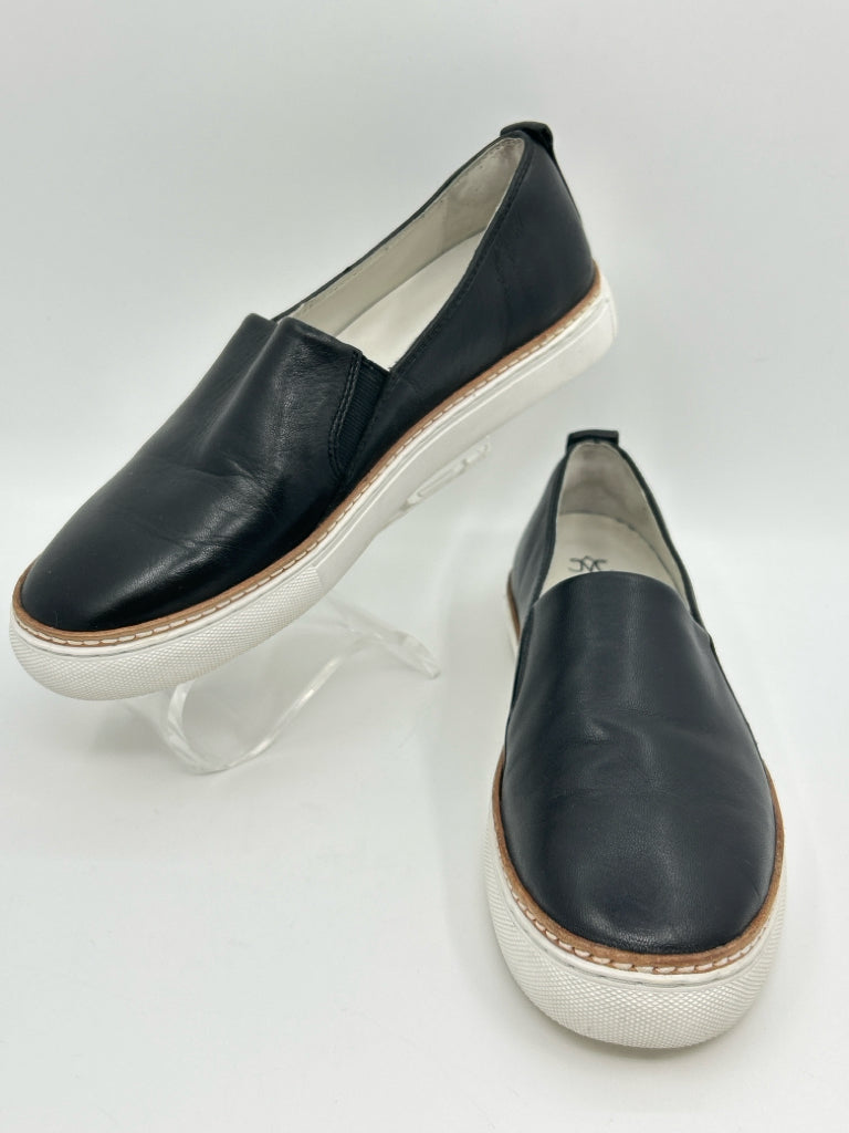 JOHNSTON & MURPHY Women Size 6M Black Slip on