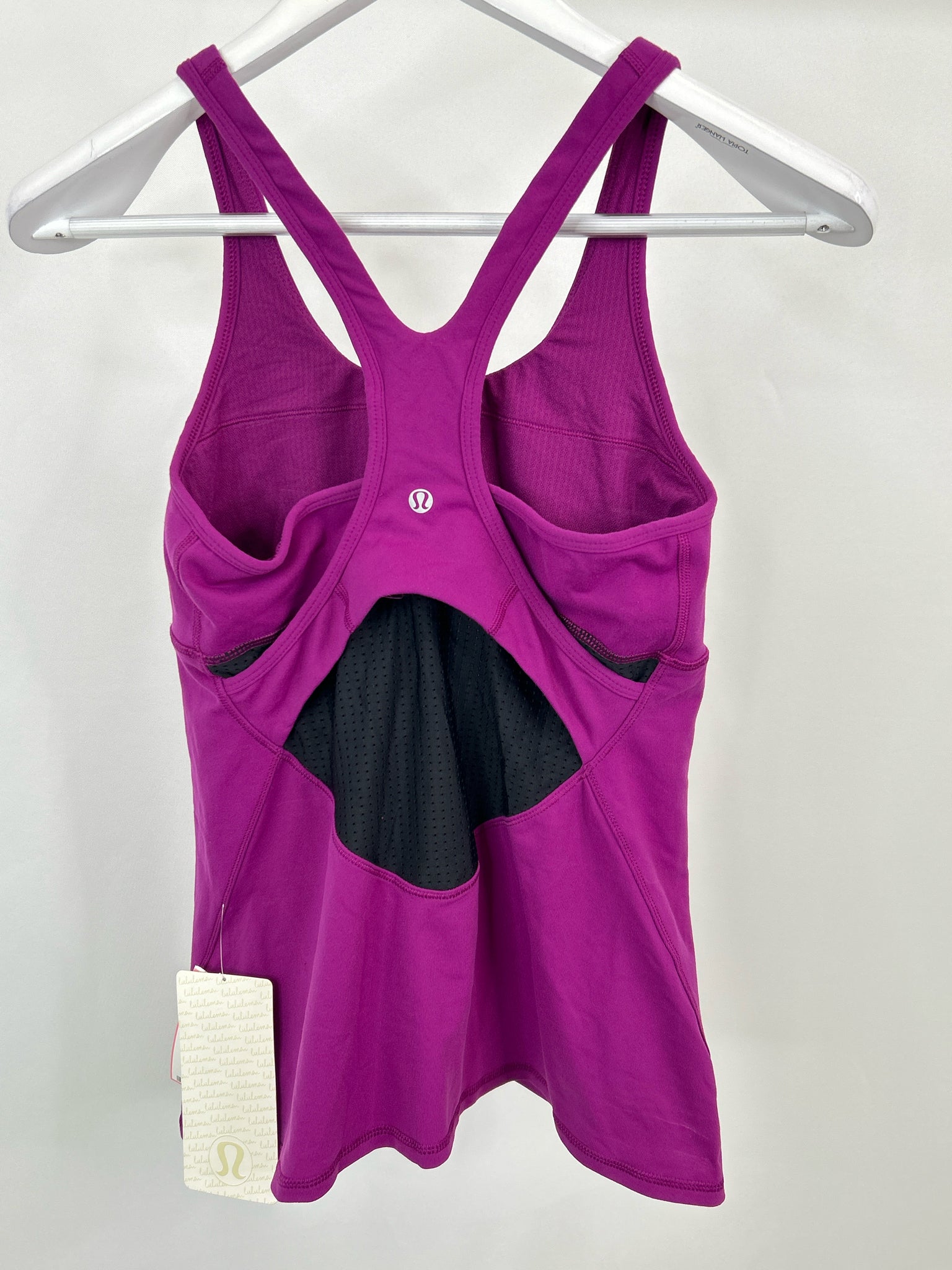 LULULEMON Size 8 Fuschia Women Workout Top