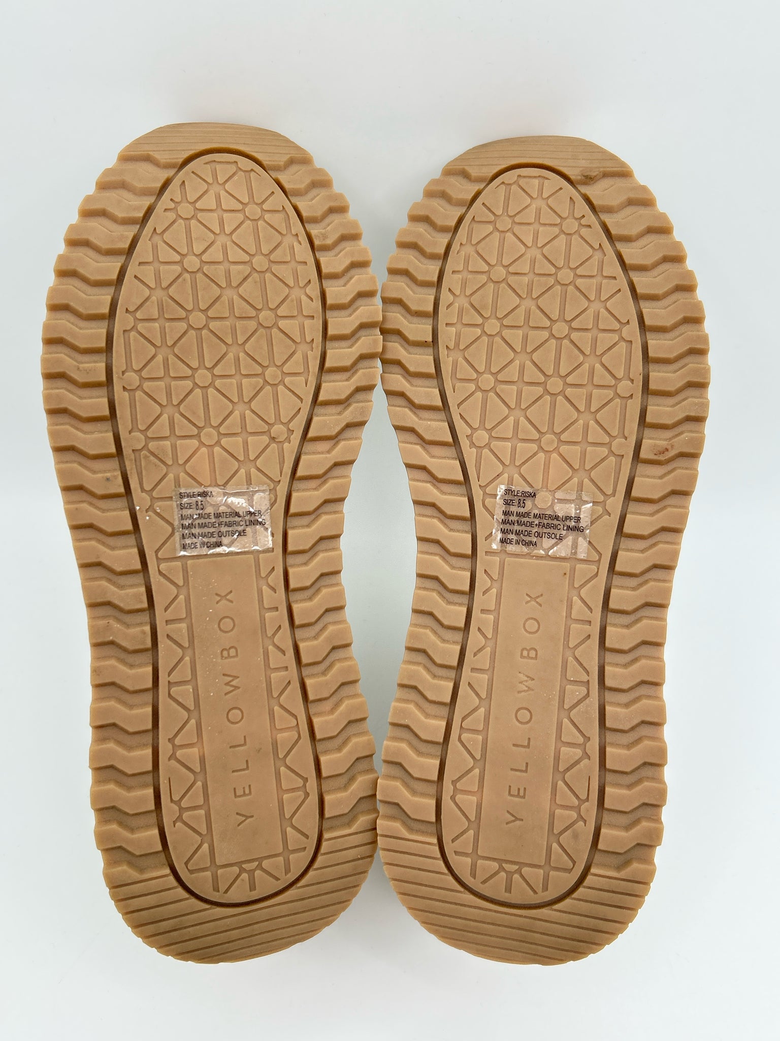YELLOW BOX Size 8.5 BONE Women Sneakers