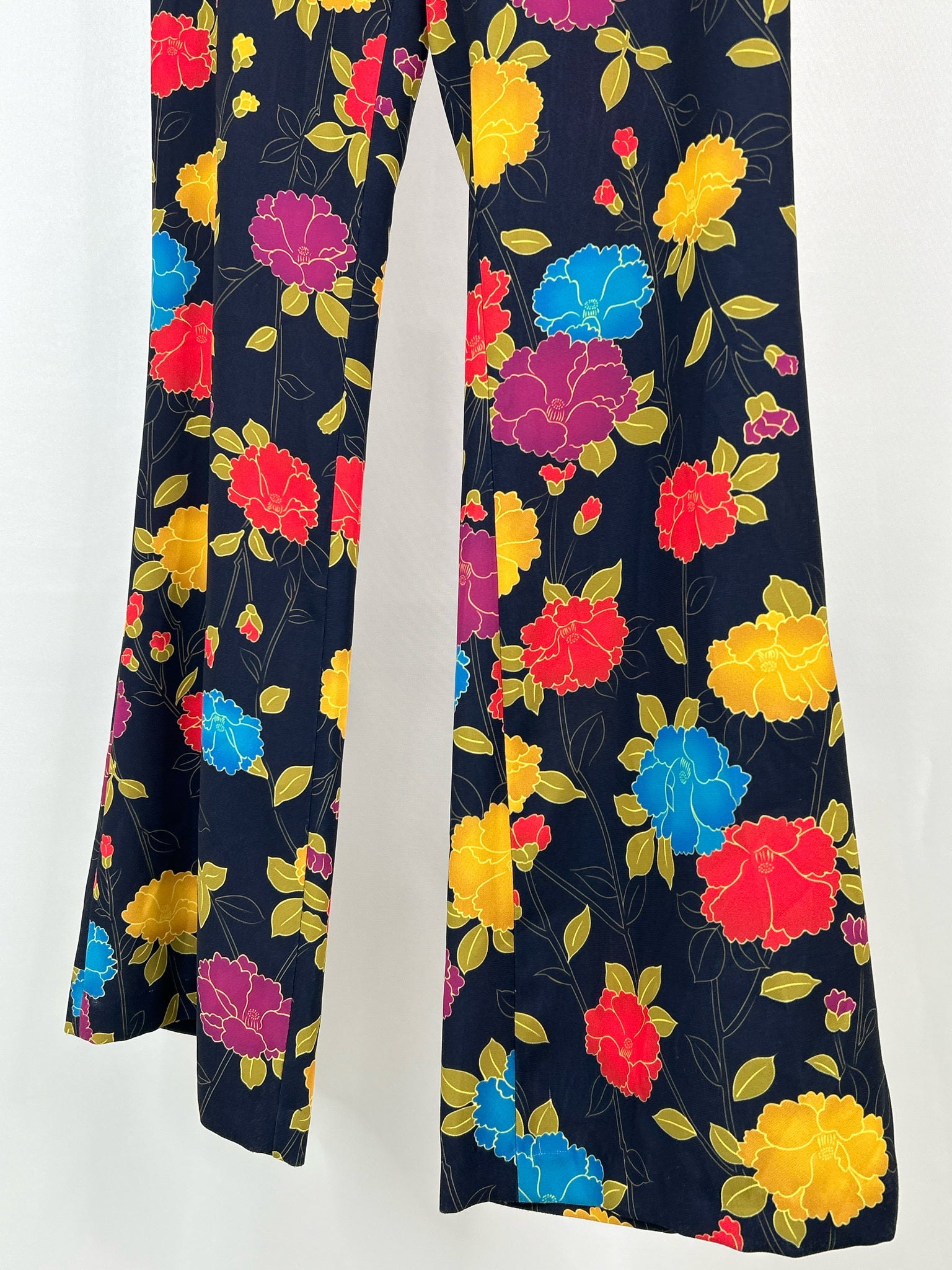 Flora Bea Size S NAVY FLORAL Women Pants
