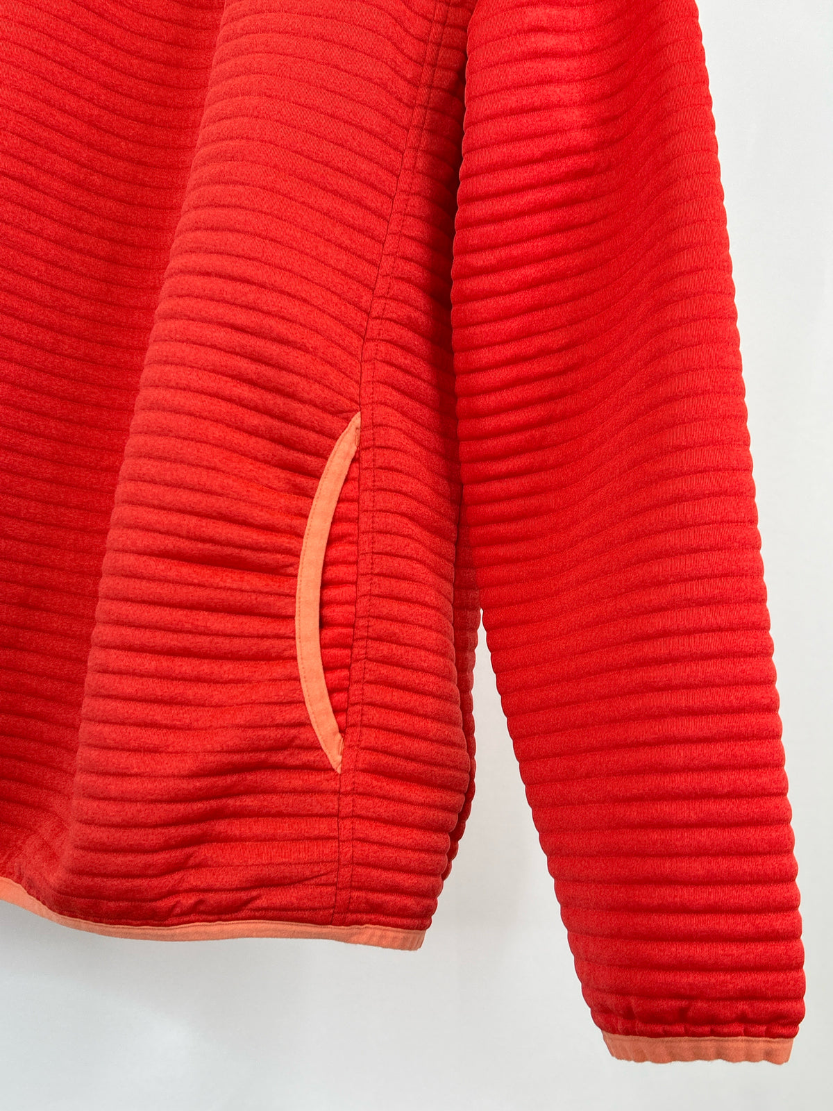 LL BEAN Size L Red and Coral Women Pullover