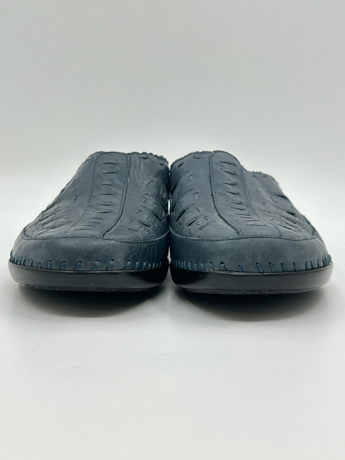 EASY SPIRIT Size 9 Blue Women Clogs