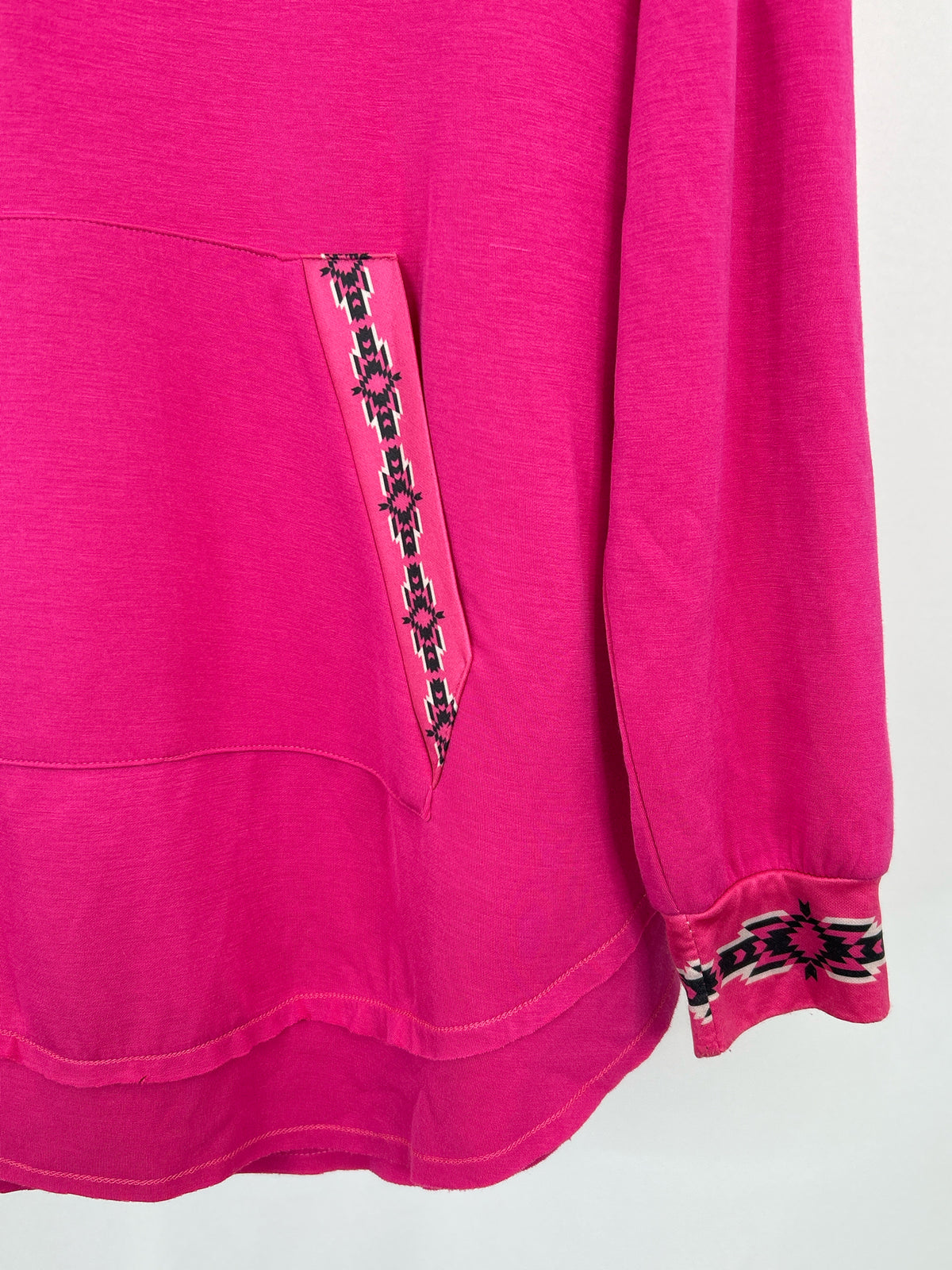 TWO 2 FLY Size M Pink Women Pullover
