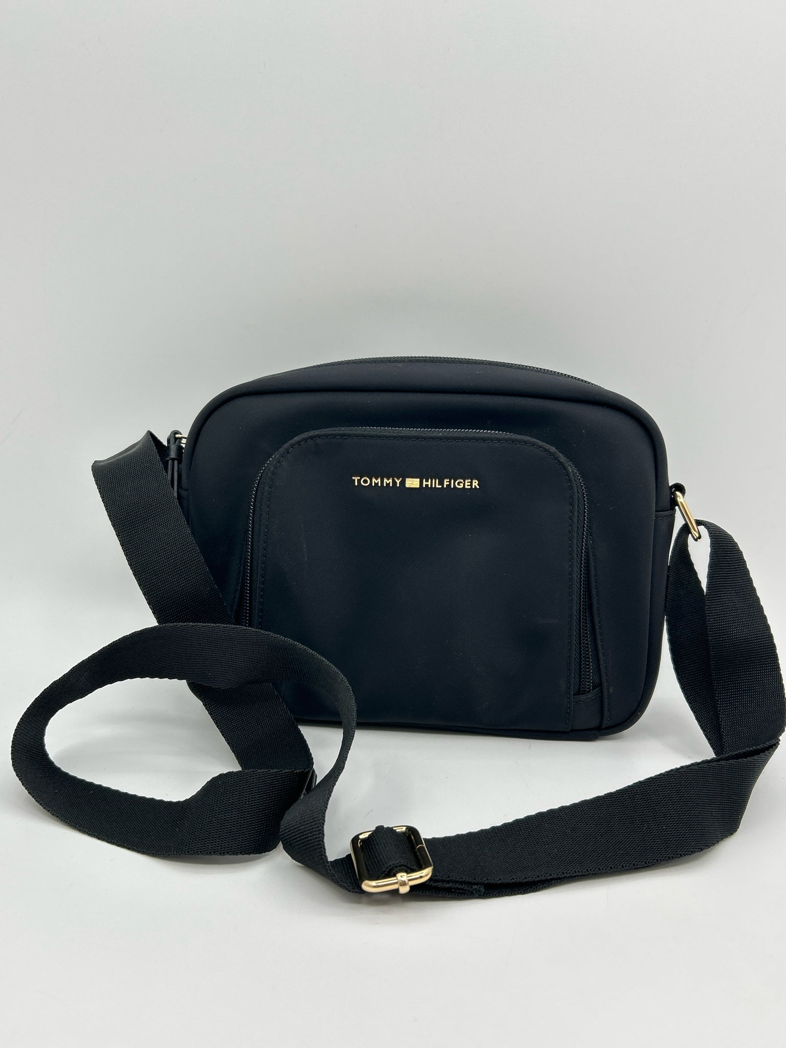TOMMY HILFIGER Black Women Purse