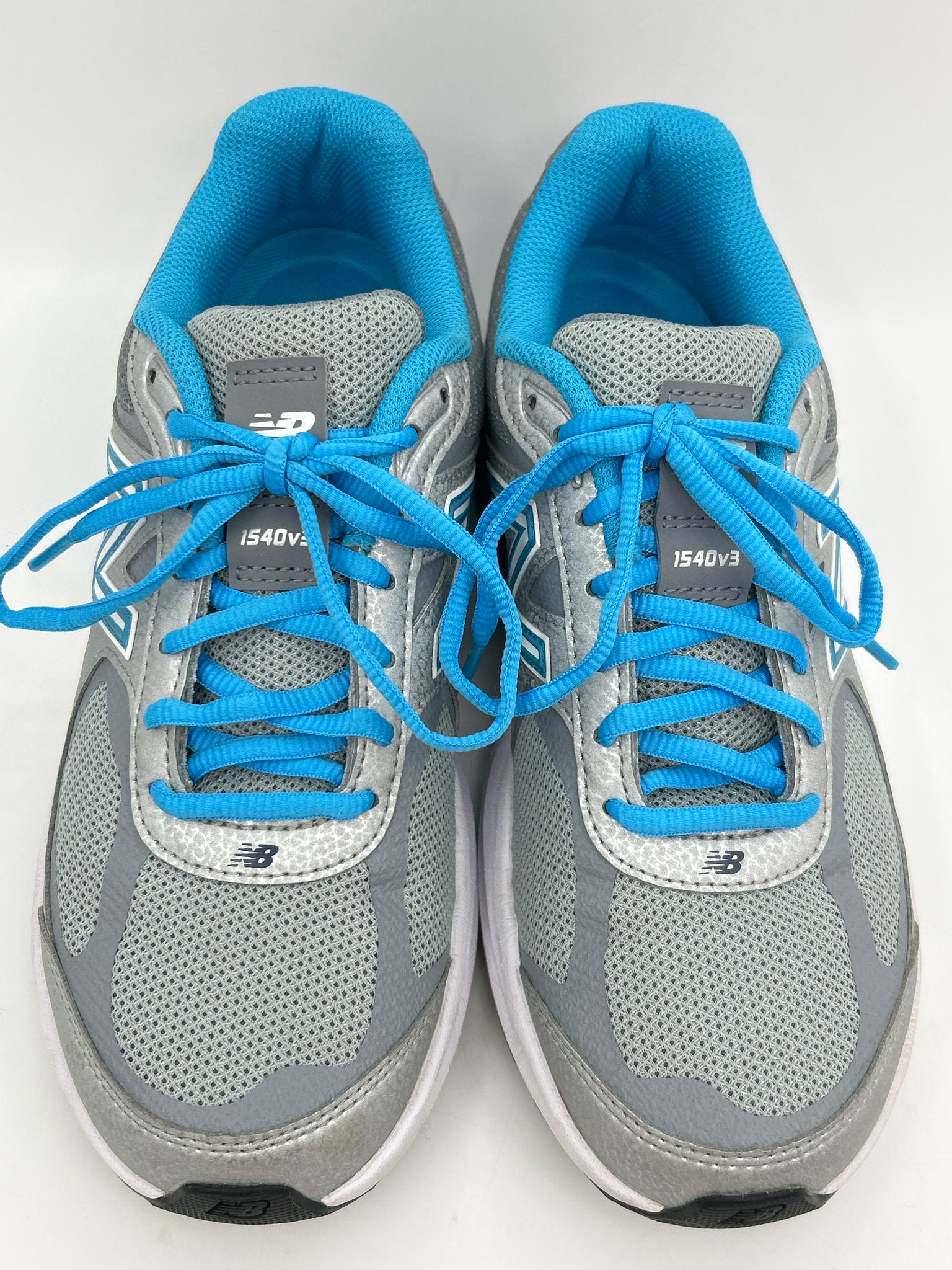 NEW BALANCE Size 8.5 Grey & Blue Women Sneakers