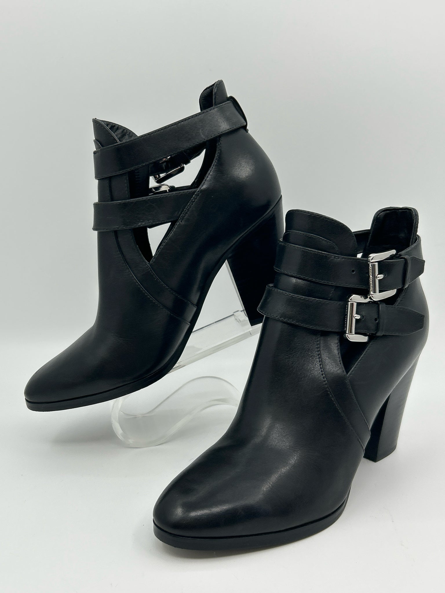MICHAEL MICHAEL KORS Size 7.5M Black Women Booties