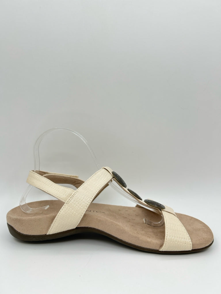 VIONIC Size 10 Cream Women's Sandal