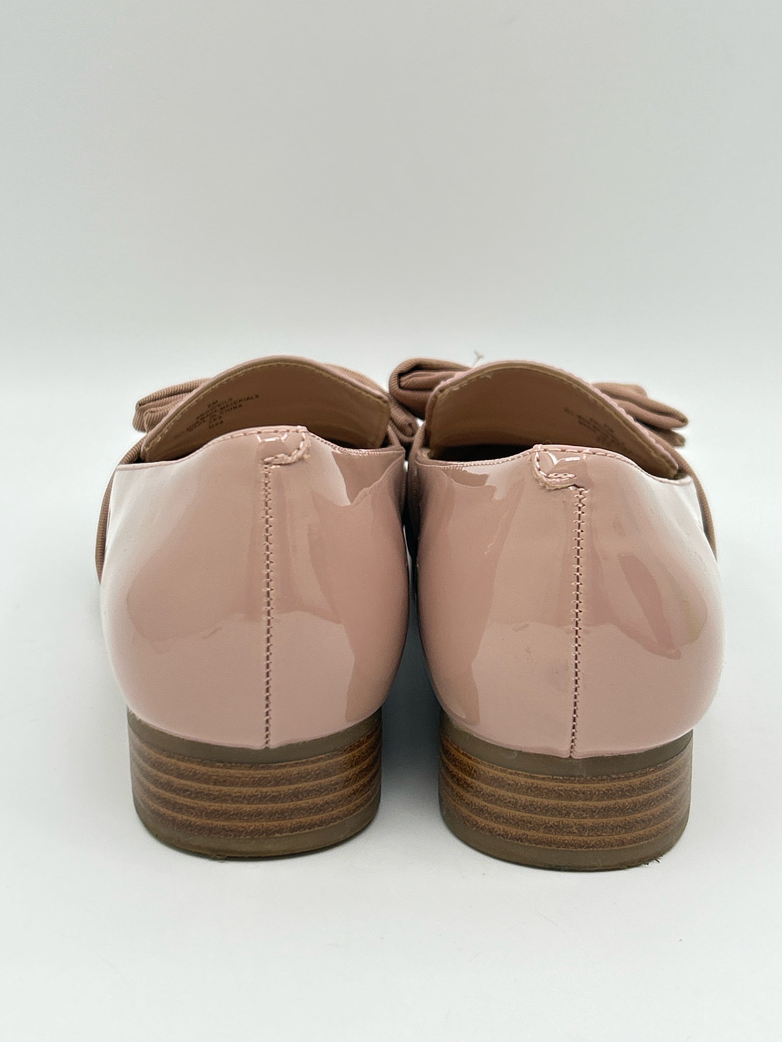 BANDOLINO Size 8M Blush Nude Women Loafer