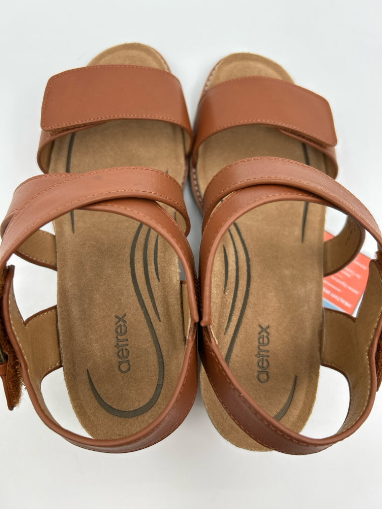 AETREX Size 6/6.5 COGNAC Women's Sandal