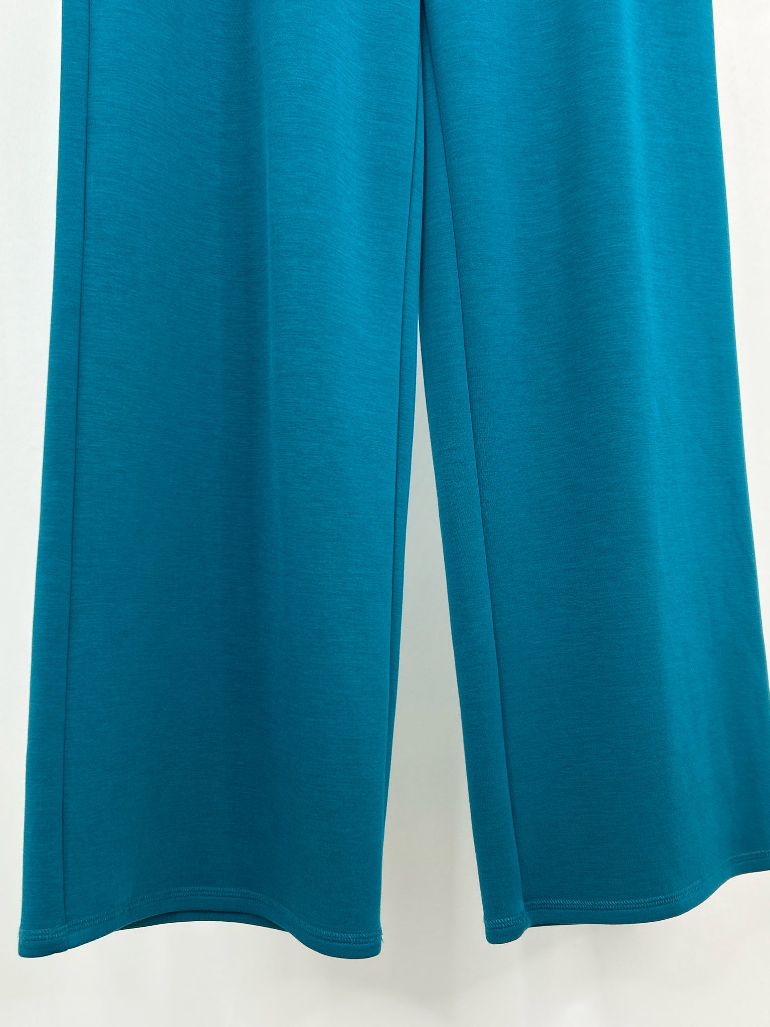 OLIVIA BY HABITAT CLOTHES Size S Teal Women Pants