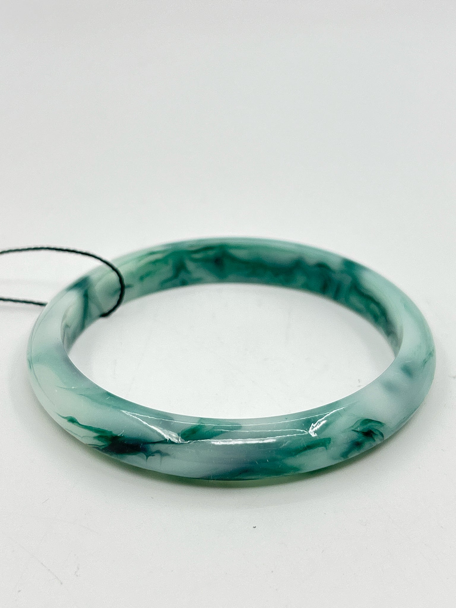 ALEMBIKA Jade Bracelet