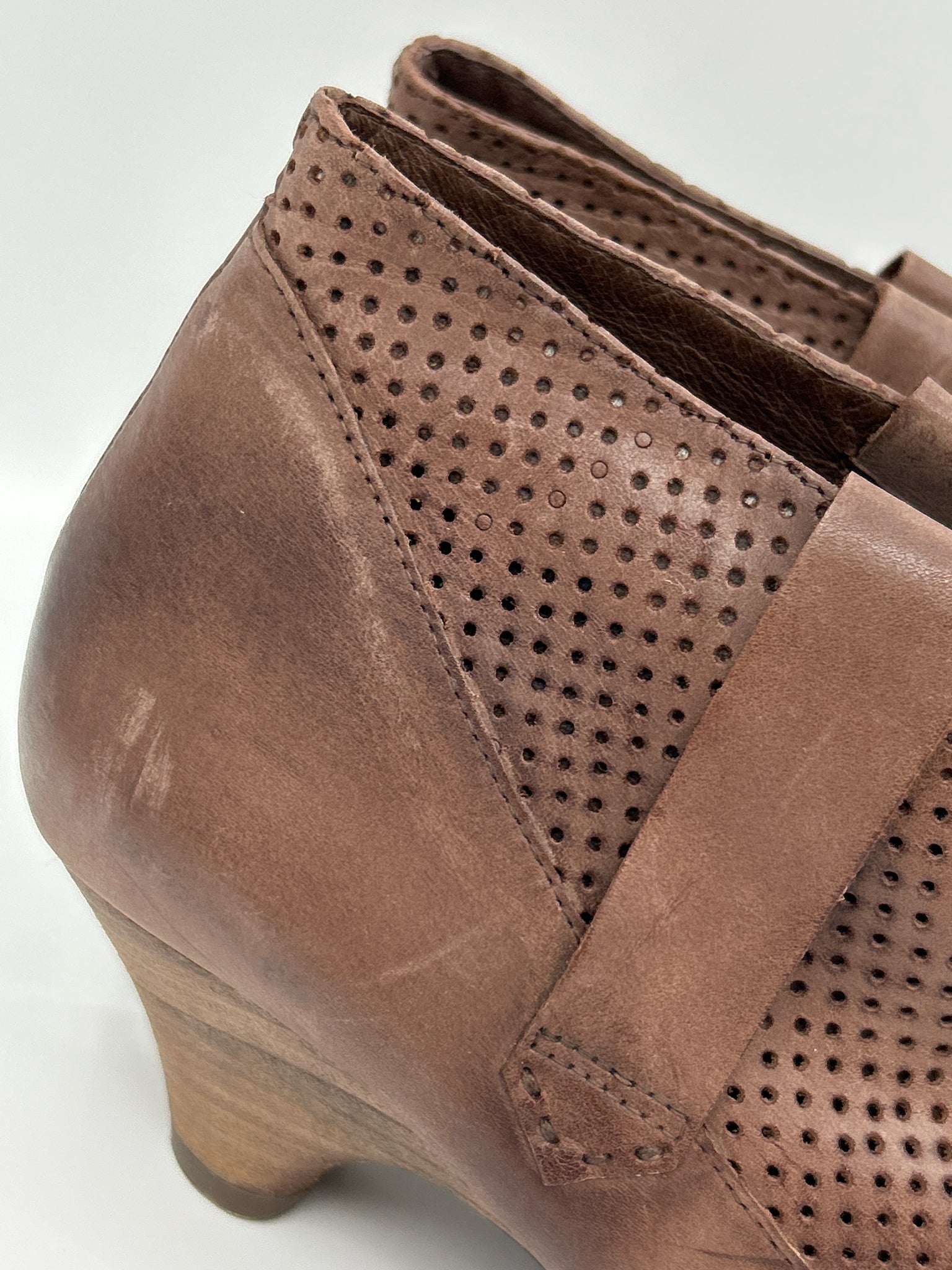 CHOCOLATE Size 10.5/11 Brown Women Booties