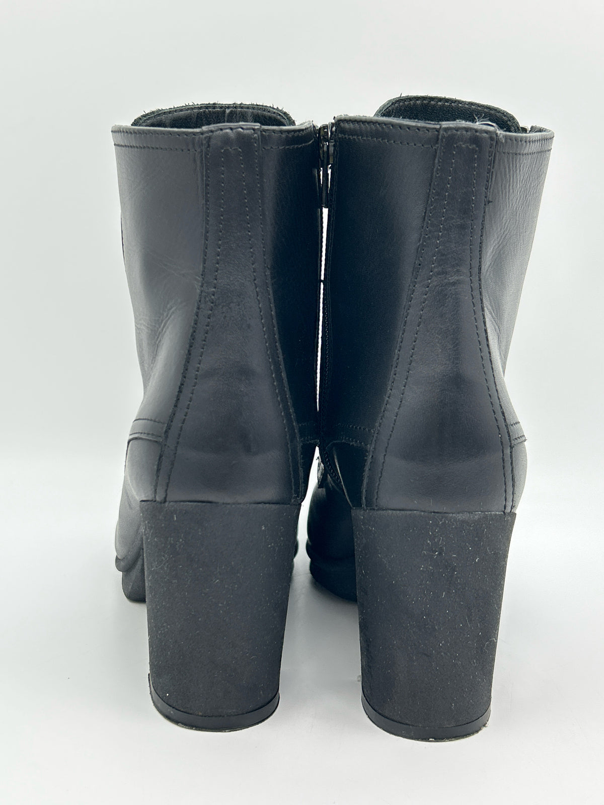 THE FLEXX Size 8 Black Women Booties