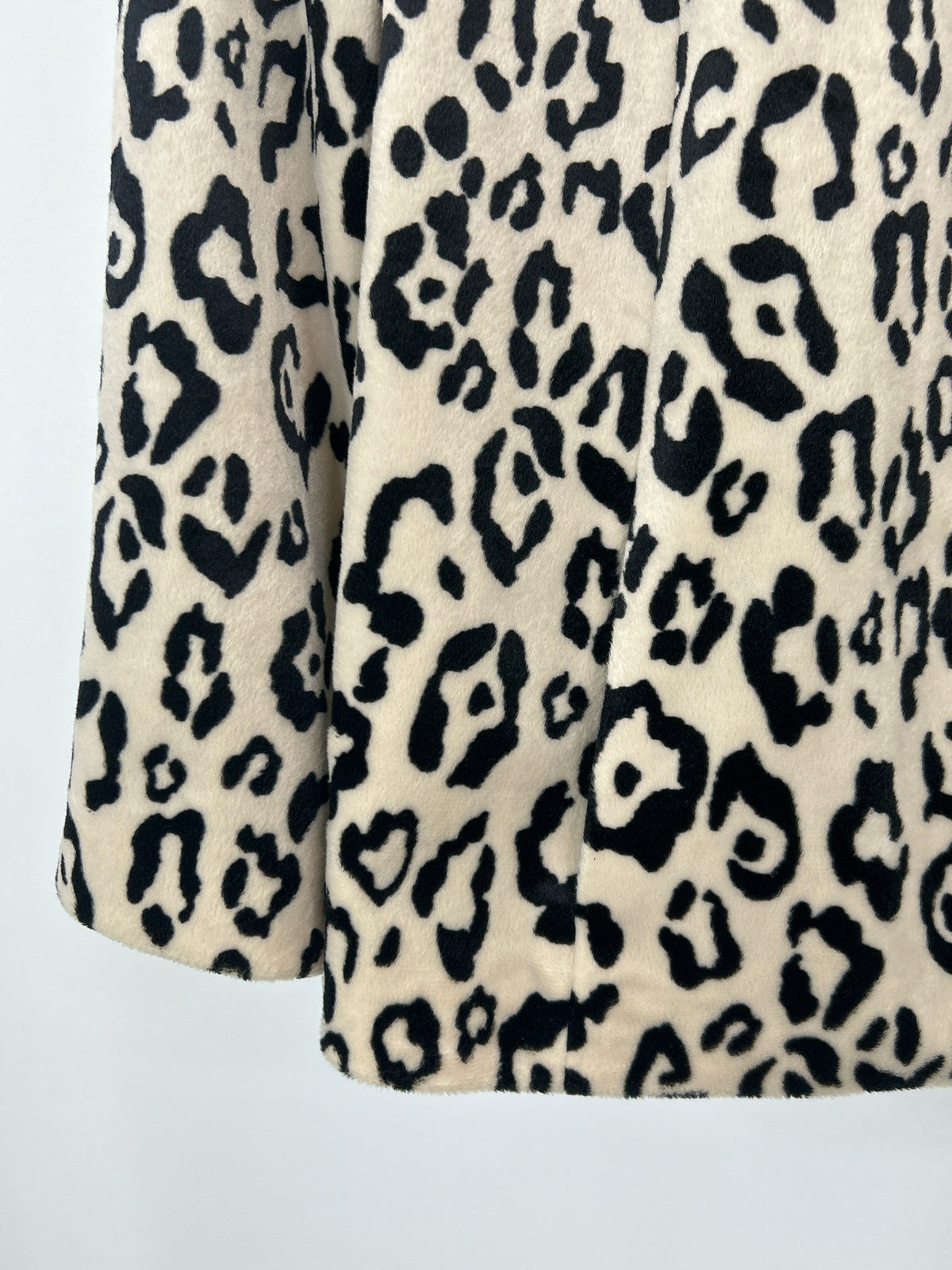 CHICO'S Size L Animal Print Women Jacket