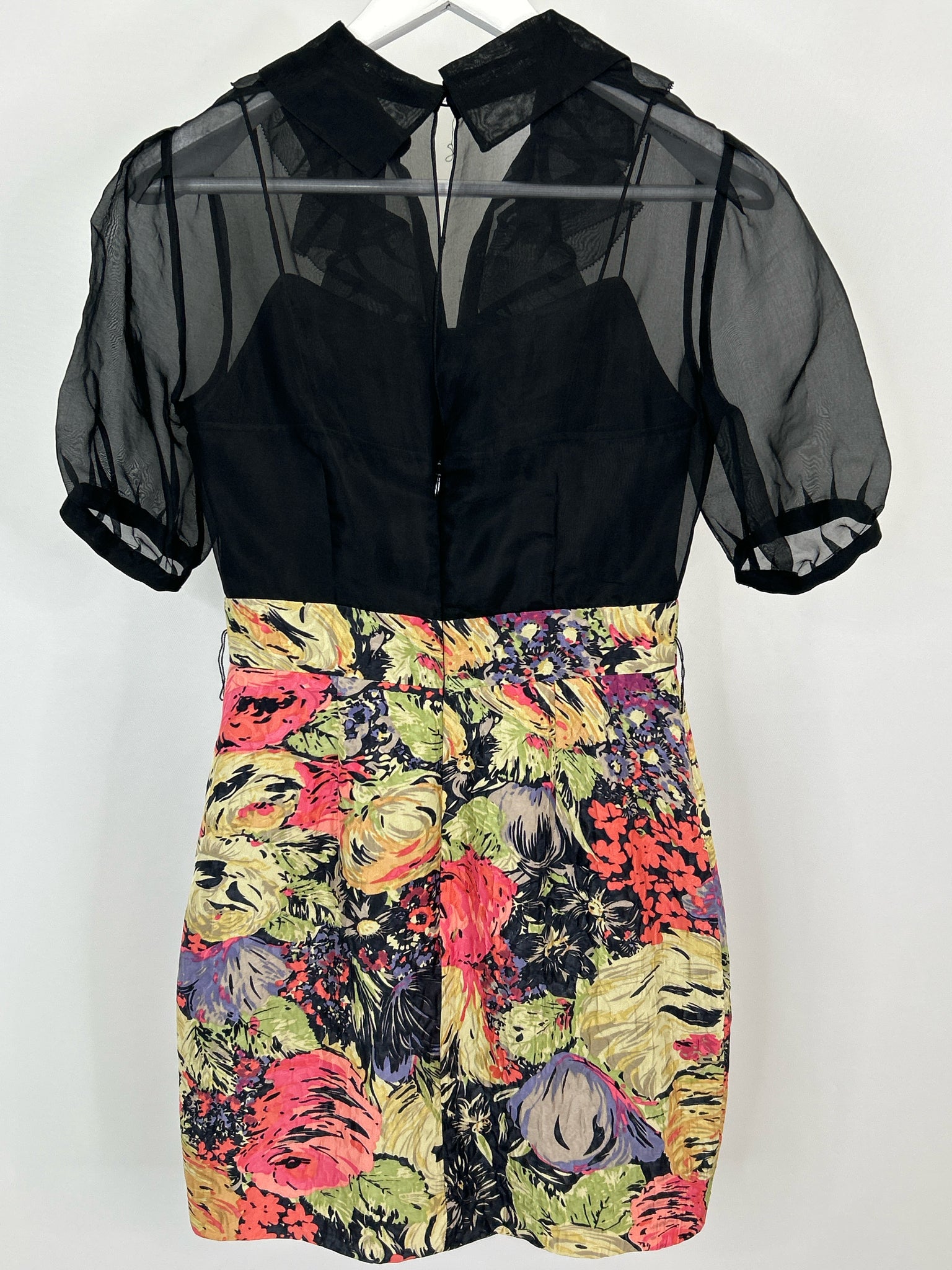 KAY UNGER Size 4 Black Floral Women Dress