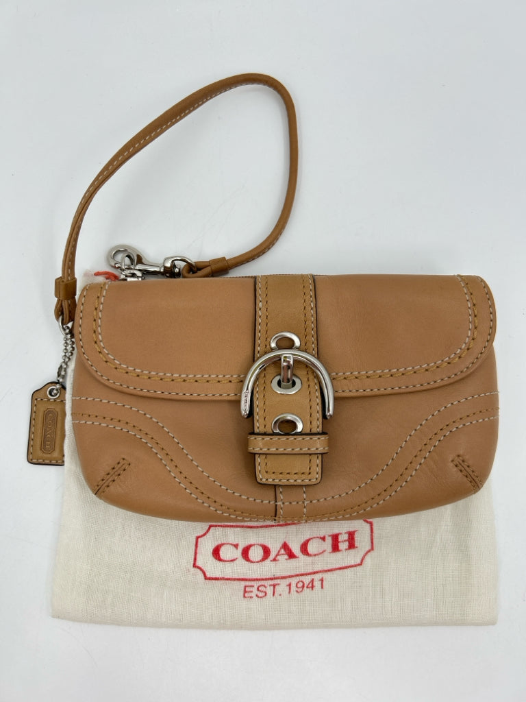COACH Carmel Women's Wristlet
