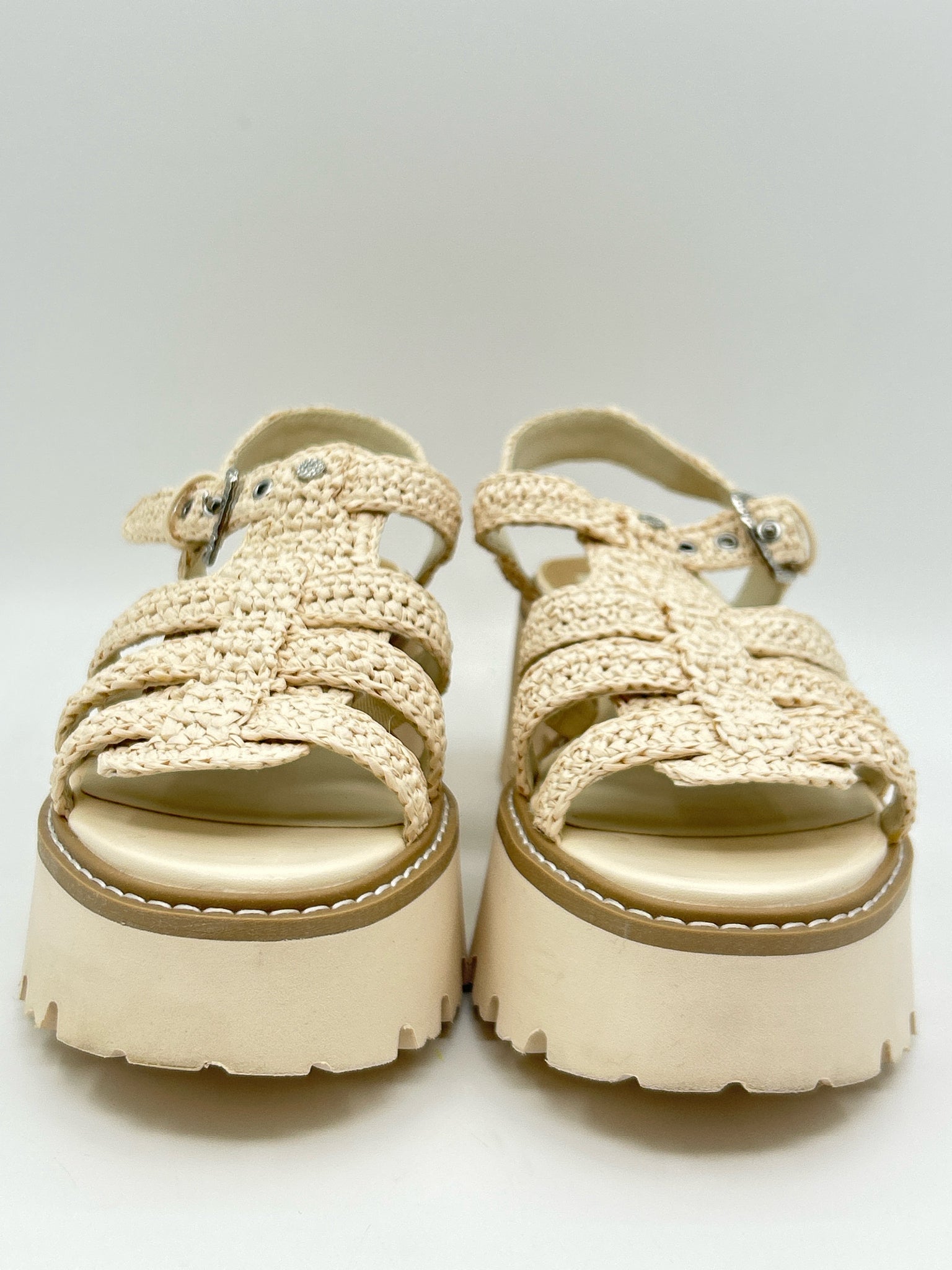 DOLCE VITA Size 8 Oatmeal Women Sandal