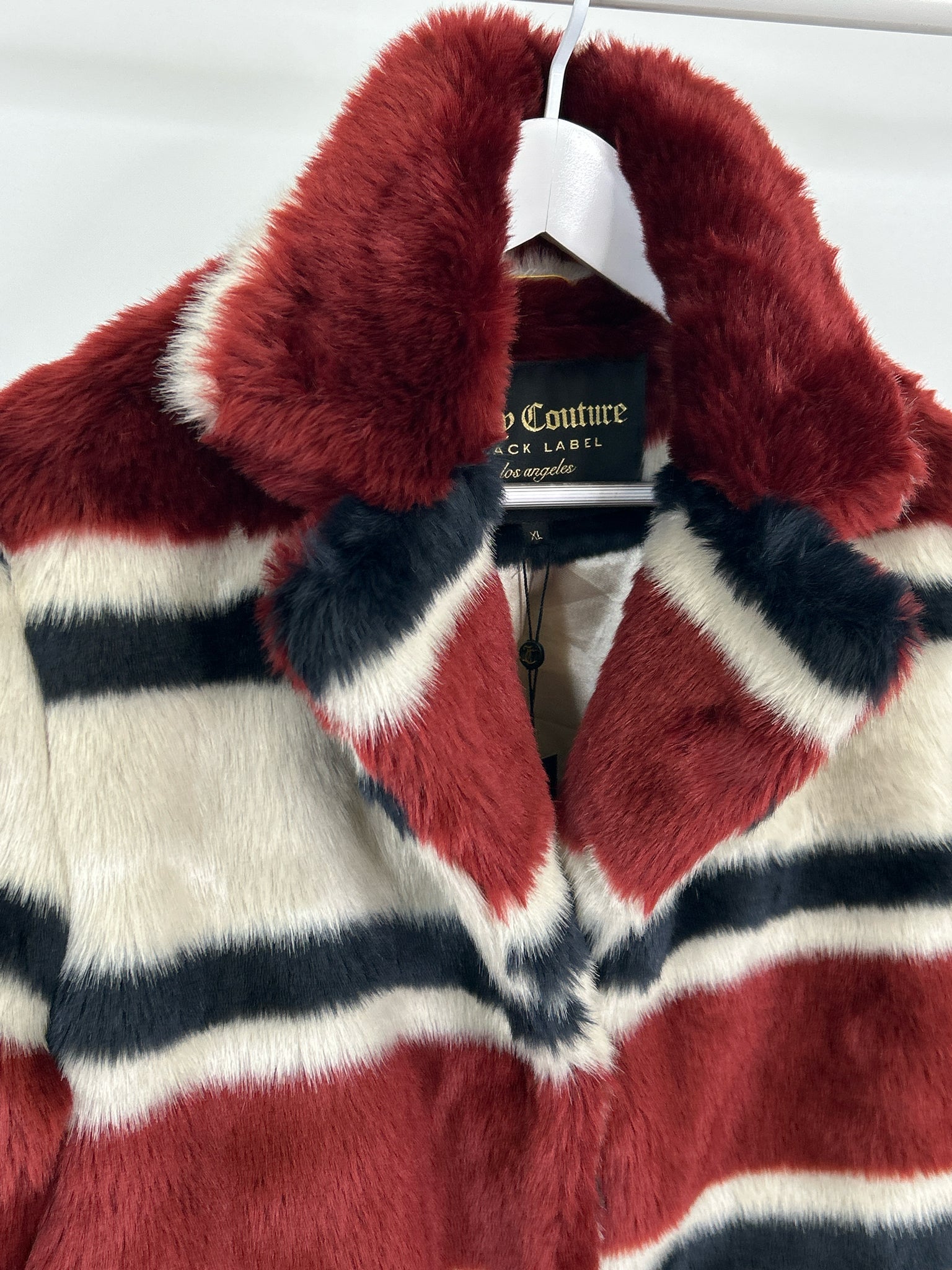 JUICY COUTURE Size XL WHITE AND RED Women Coat