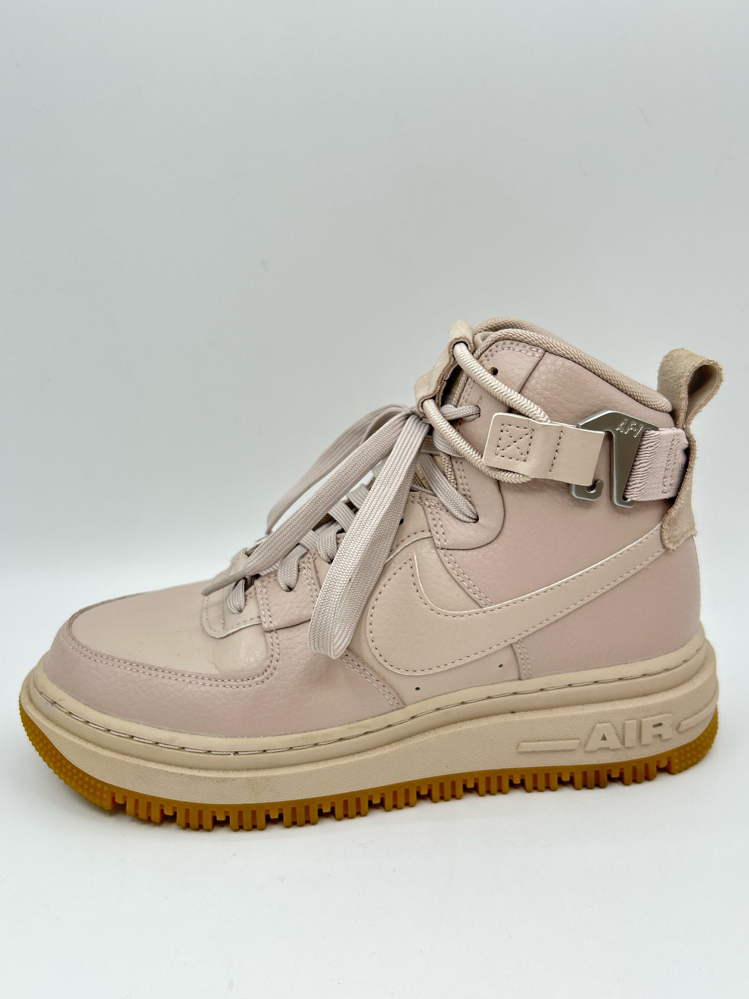 NIKE Size 7.5 light pink Women Sneakers