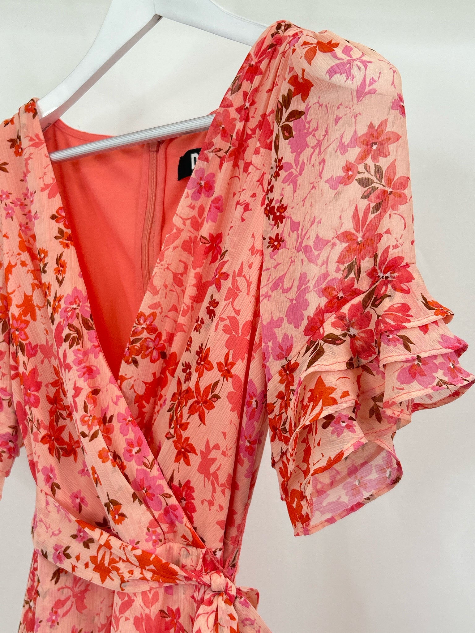 DKNY Size 8 Pink floral Women Dress