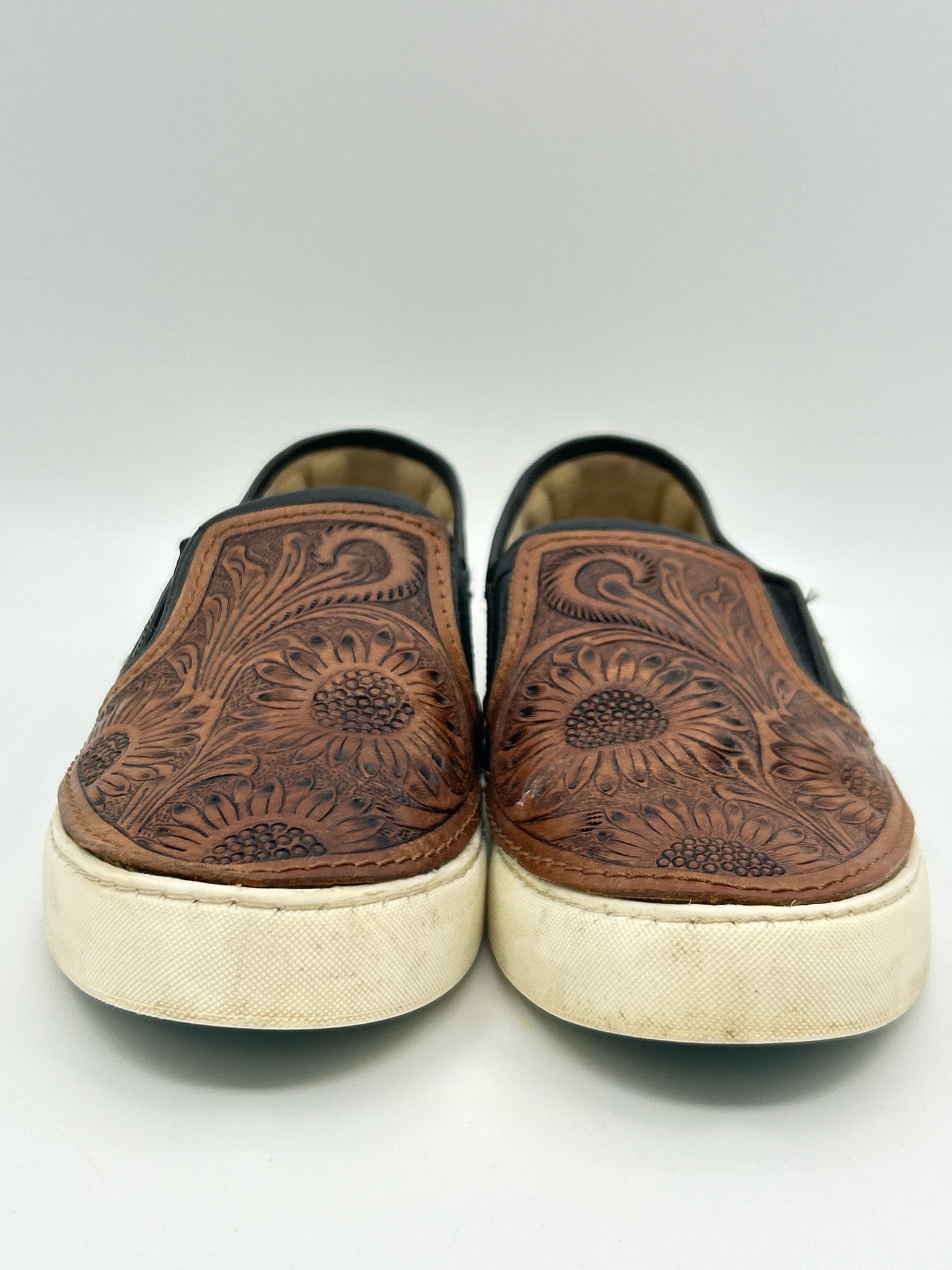 MYRA Size 7 Brown Women Sneakers
