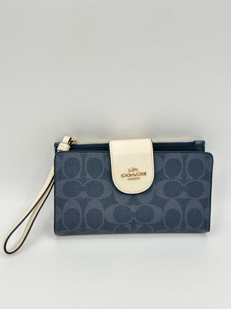 Coach Wallet Wristlet Blue