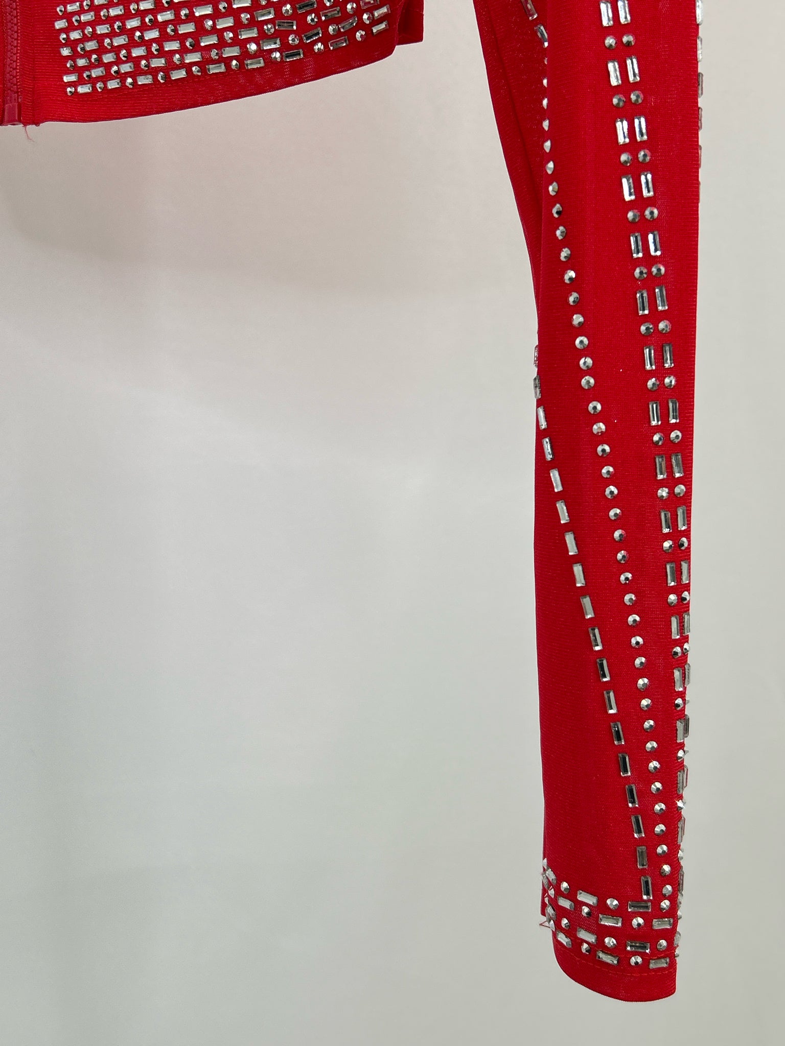 GALMAR Size M Red Women Top NWT