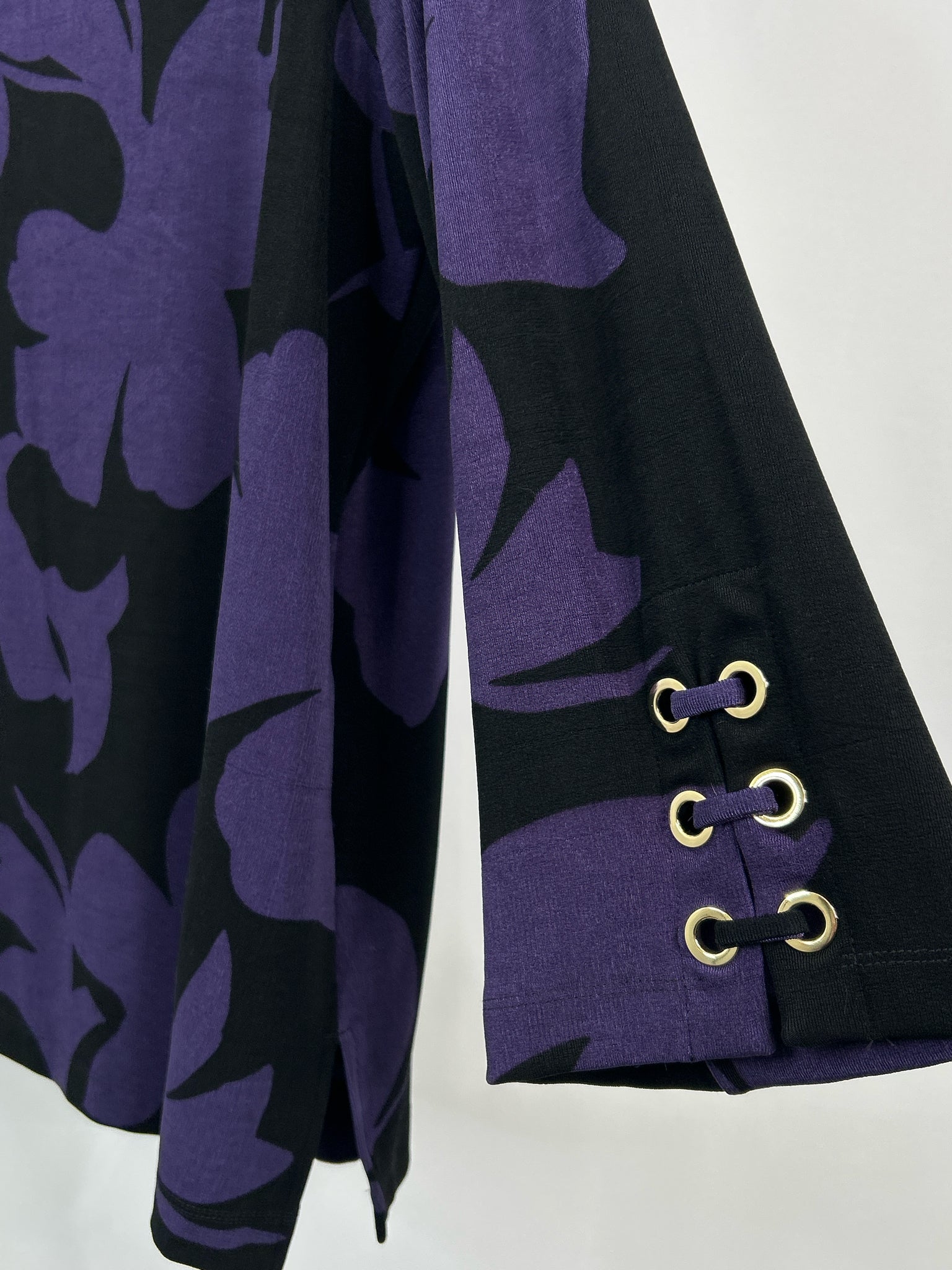 CHICO'S Size XL Purple and Black Women Top NWT