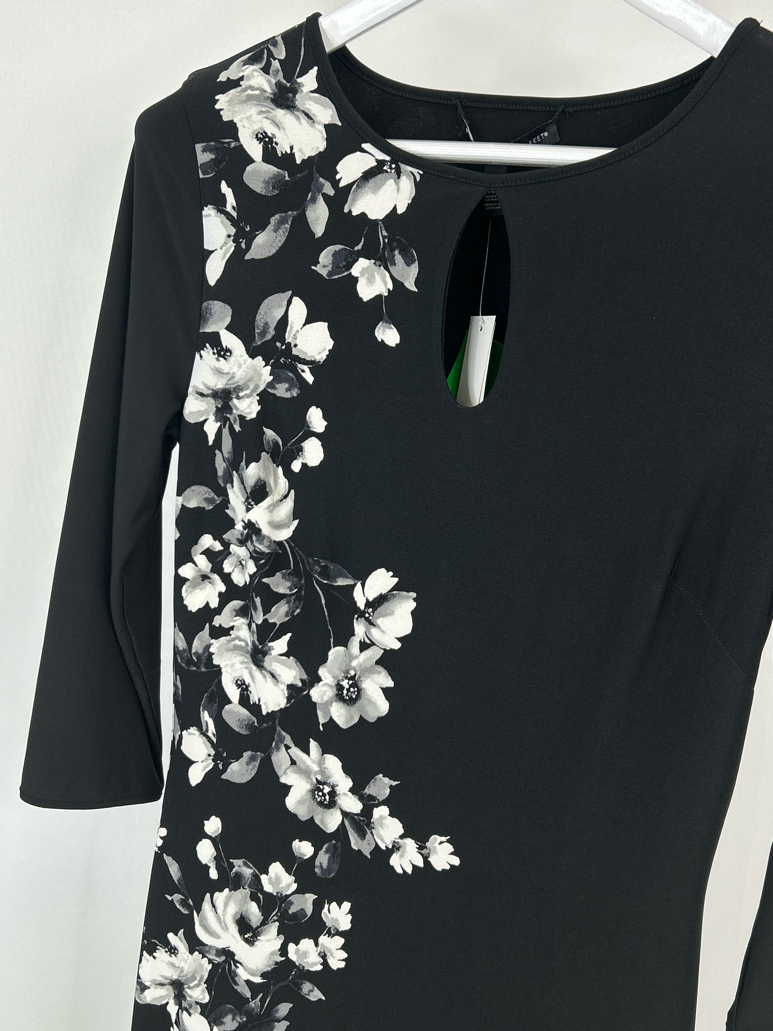 White House Black Market Size S Black Print Women Dress